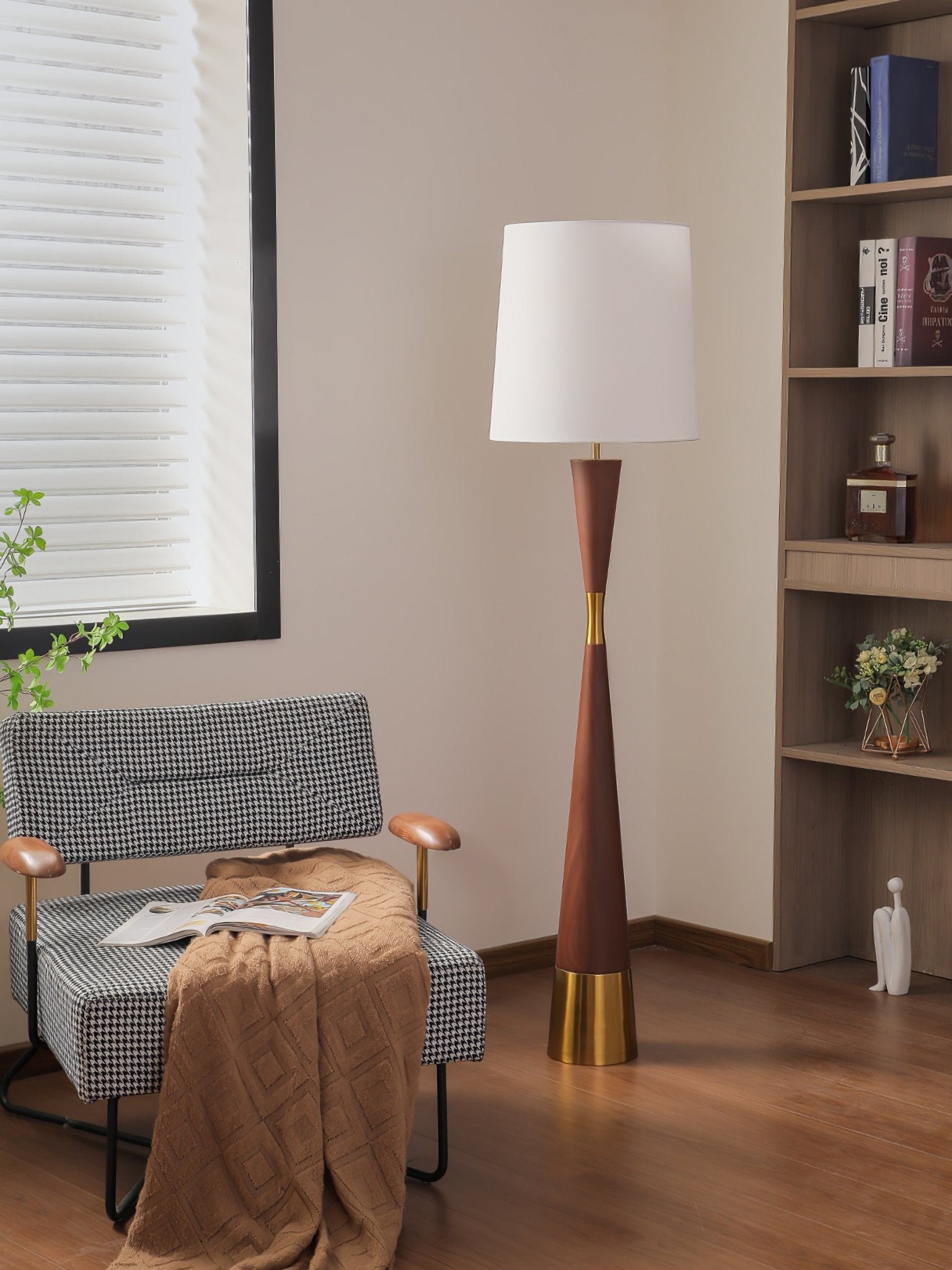 Cicaril Modern Table Lamp - Letslighting