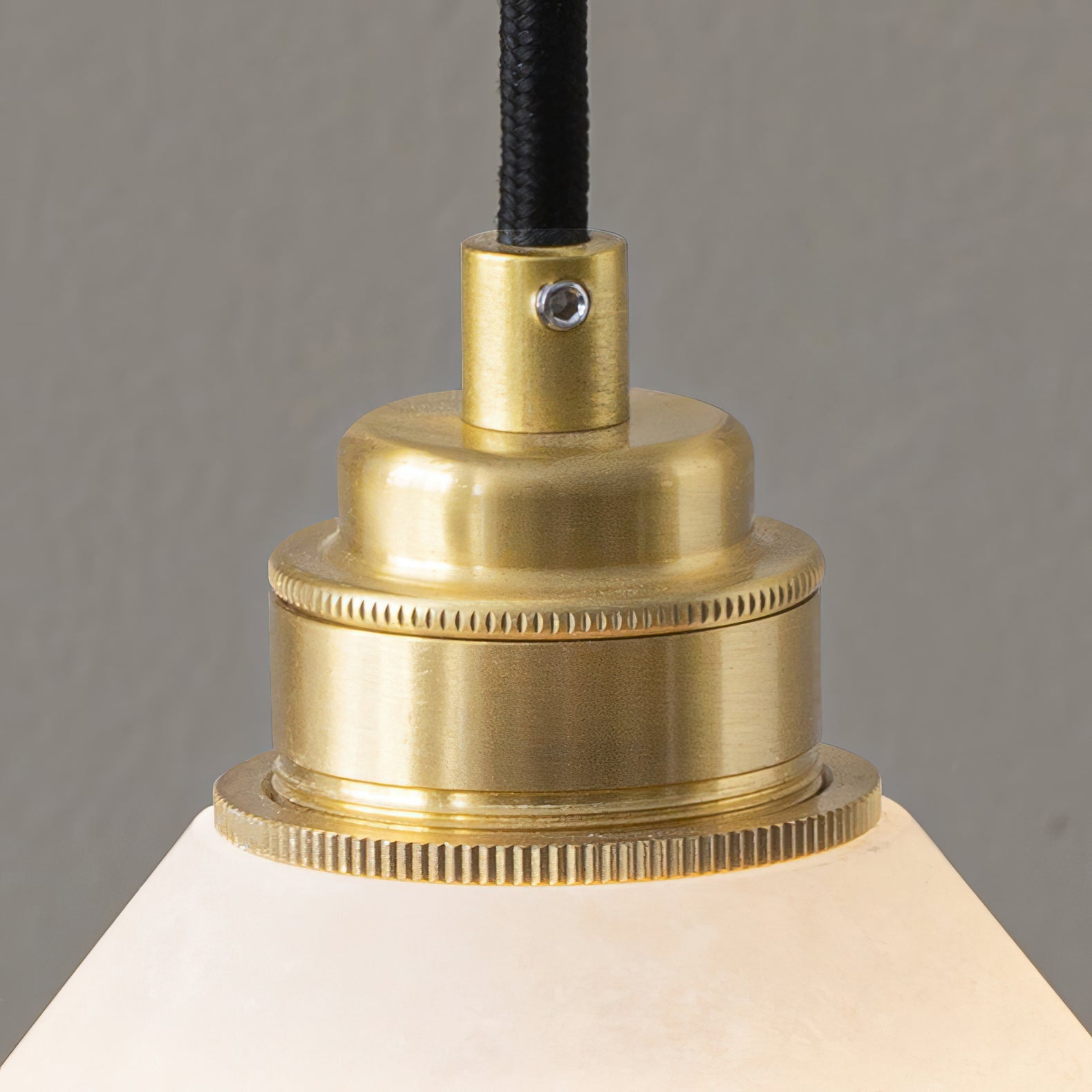 Xen Modern Minimalist Brass Alabaster Pendant Lamp - Letslighting