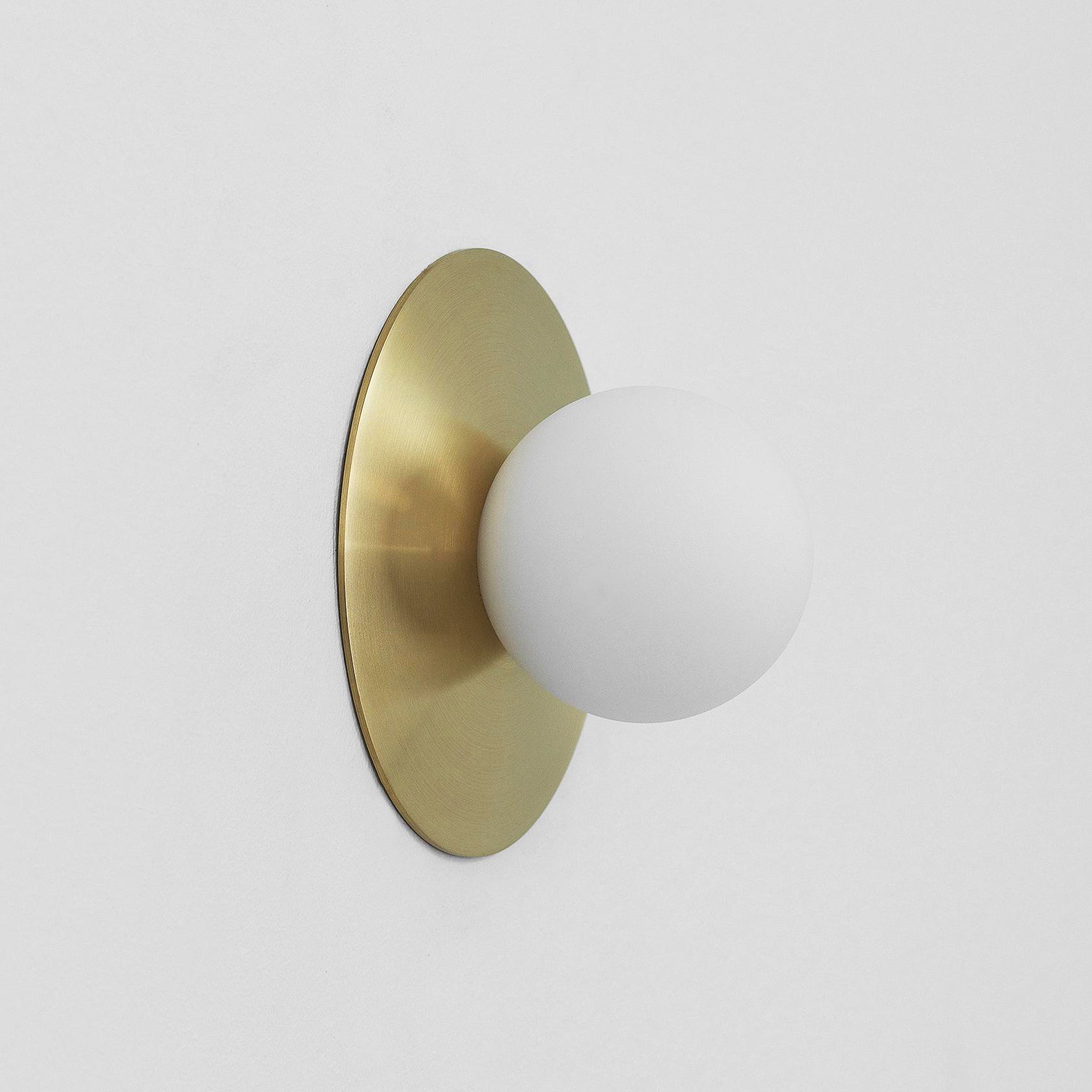 Haze Modern Minimalist Round Glass Wall Lamp - Letslighting