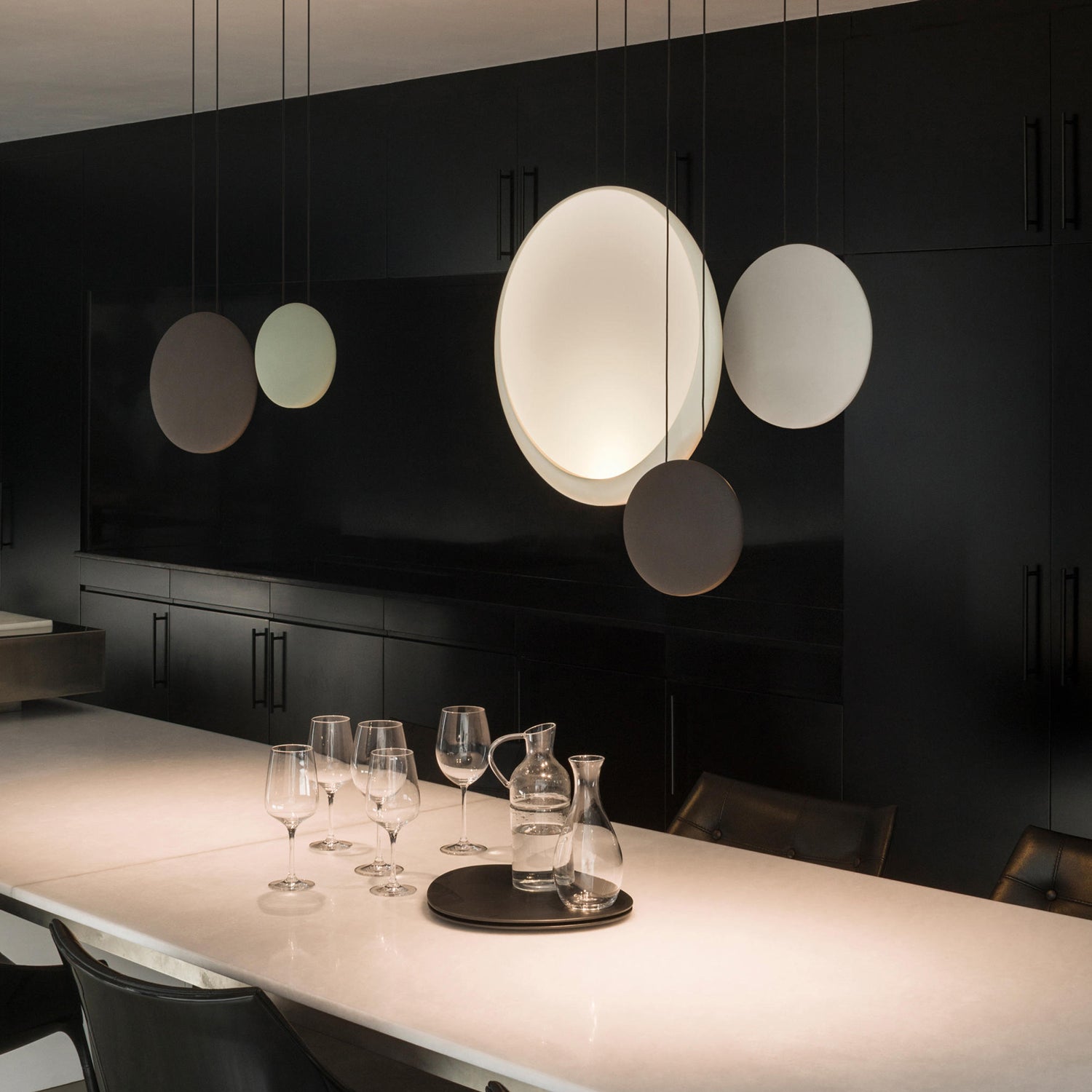 Averis Resin Artistic Pendant Light - Letslighting