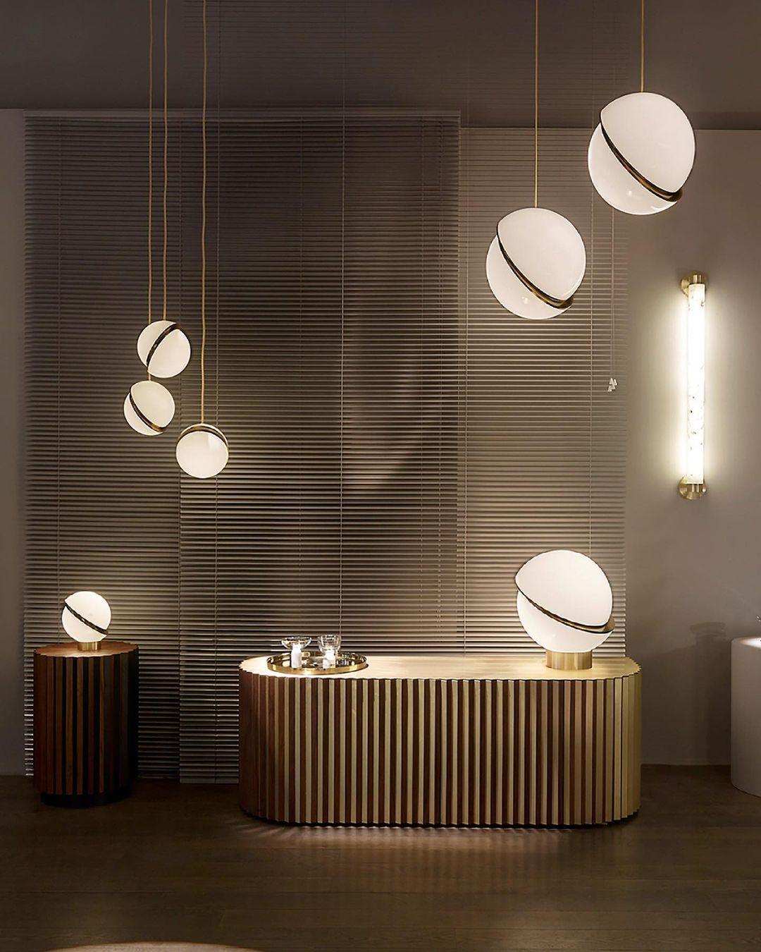 Solaria Futuristic Table Lamp - Letslighting