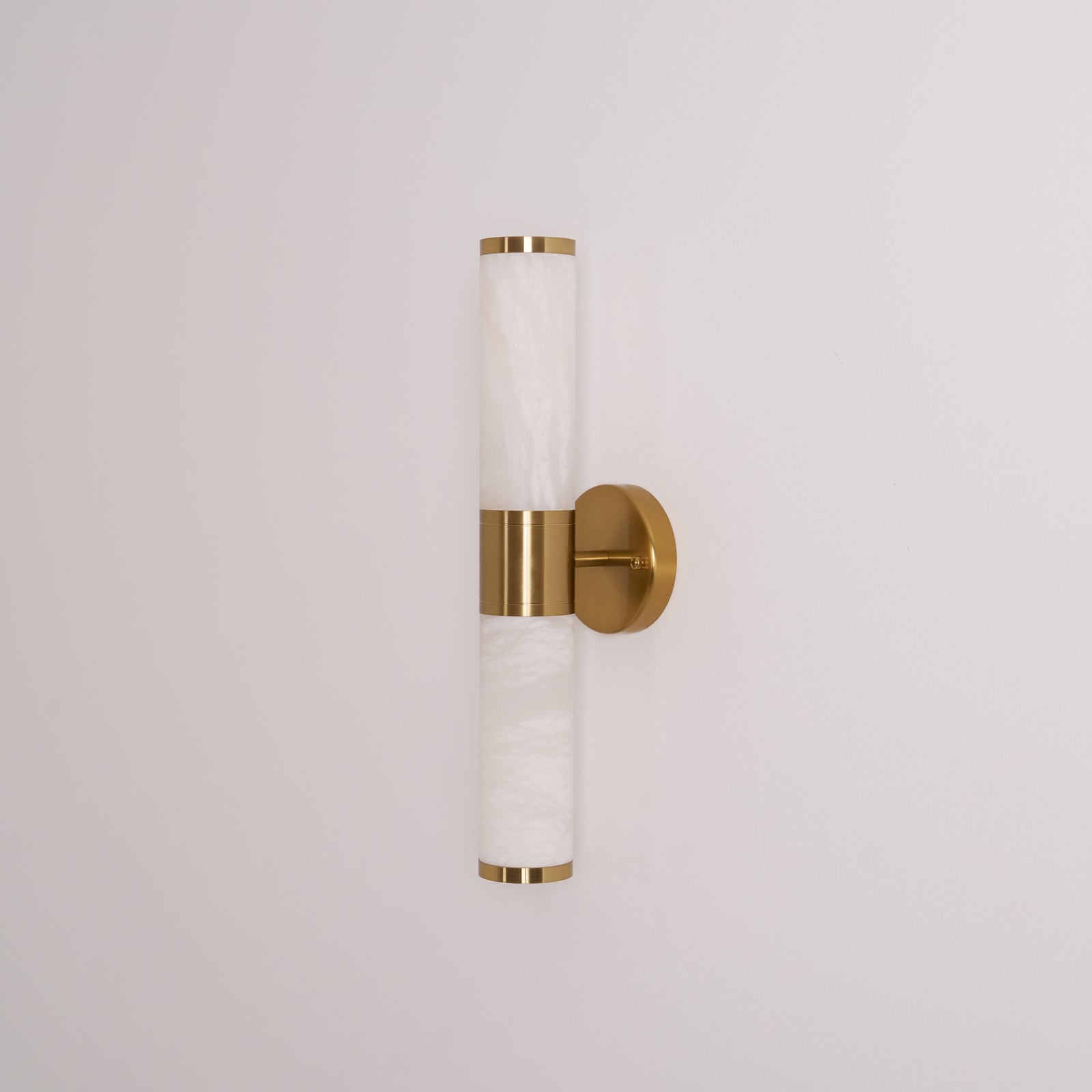 Kaia Minimalist Alabaster Wall Lamp - Letslighting