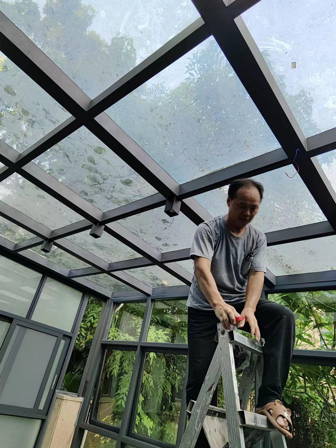 Lustra Ceiling Light Cube Square Black Spotlight - Letslighting