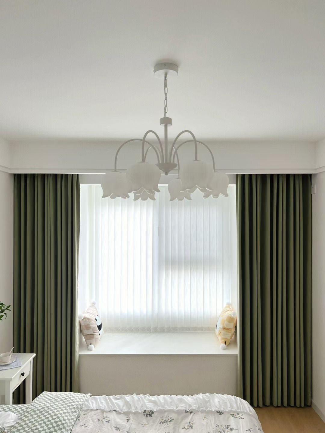 Lustra Chandelier Bell Shade Curved Arm White Floral Elegant - Letslighting