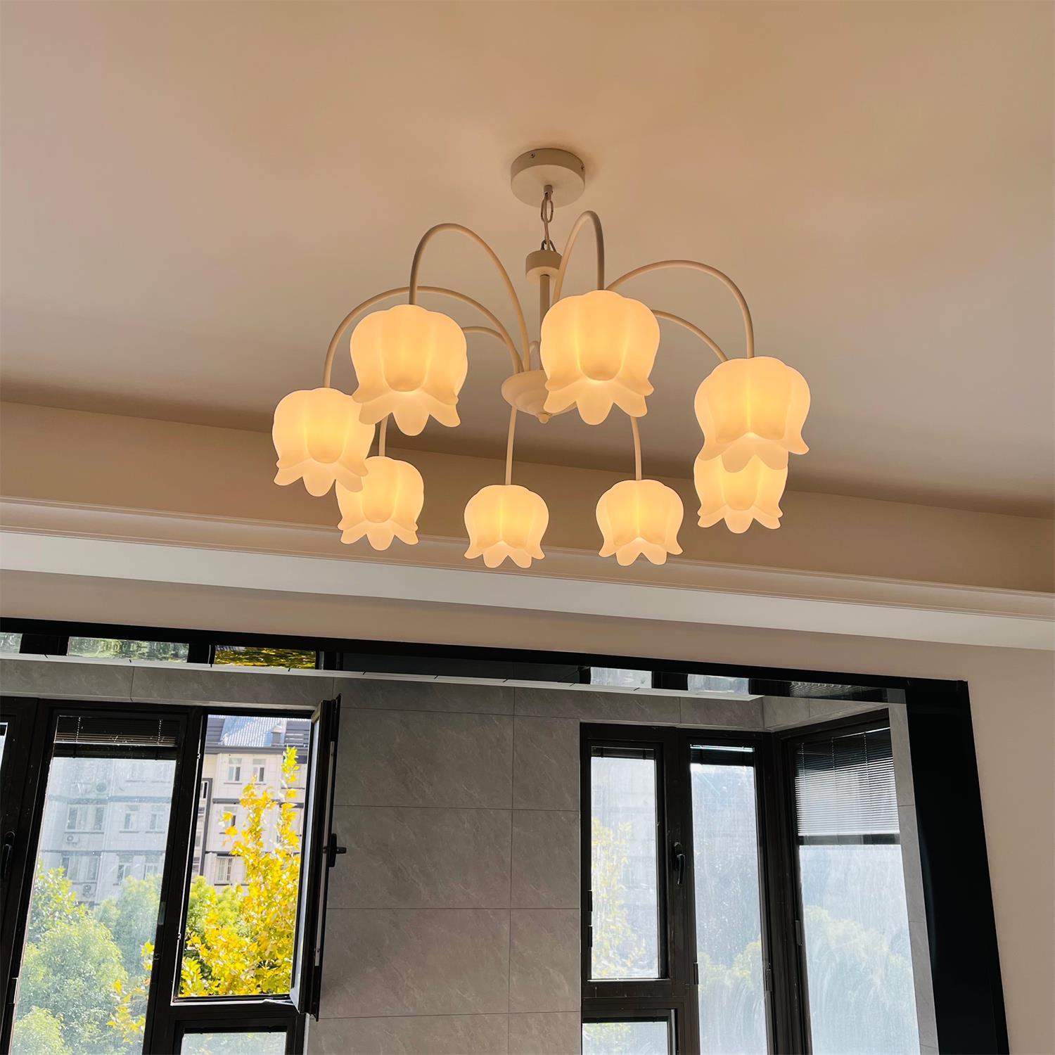 Lustra Chandelier Bell Shade Curved Arm White Floral Elegant - Letslighting
