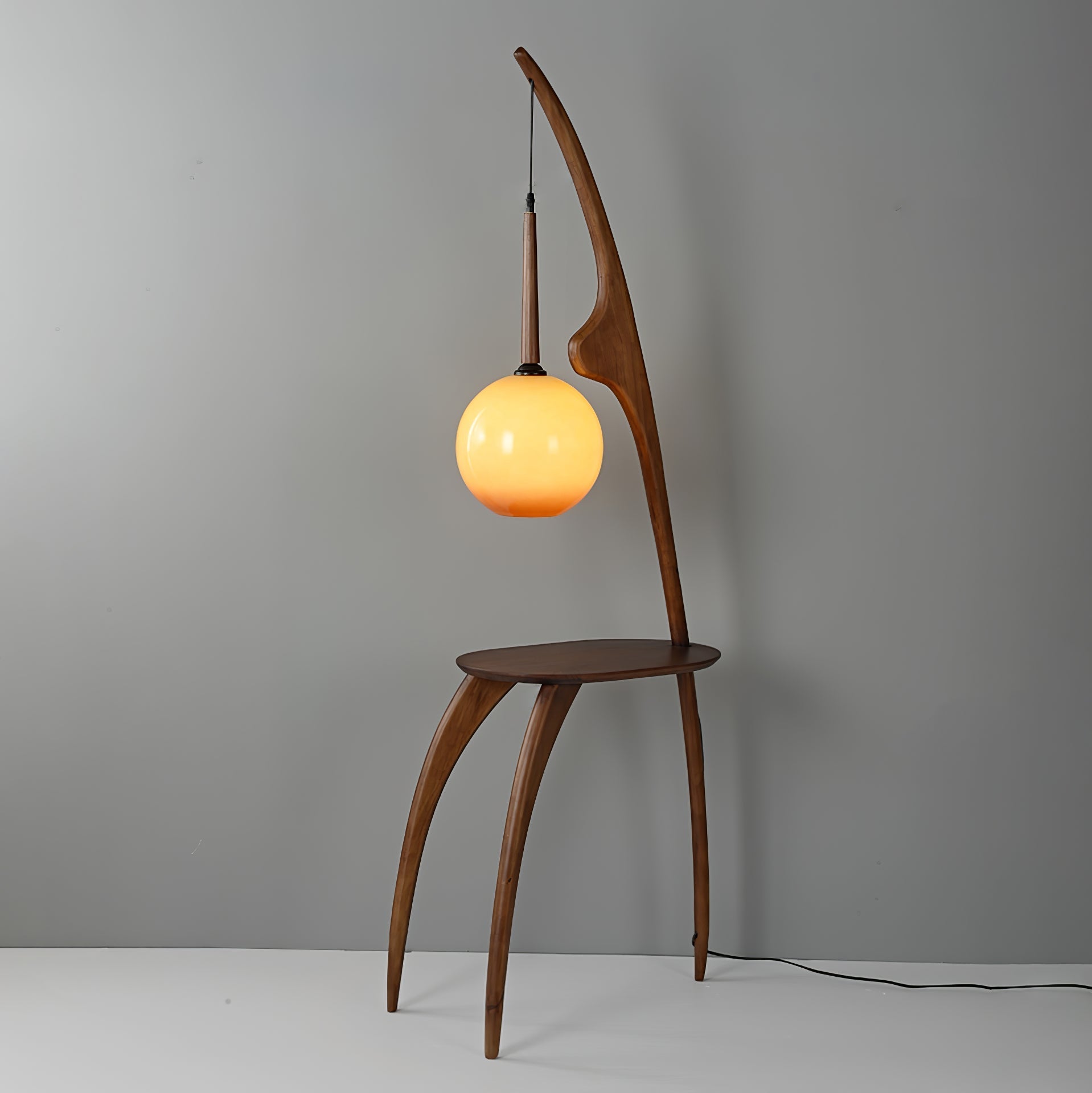 Lustra Curved Mantis Arm Floor Lamp - Letslighting