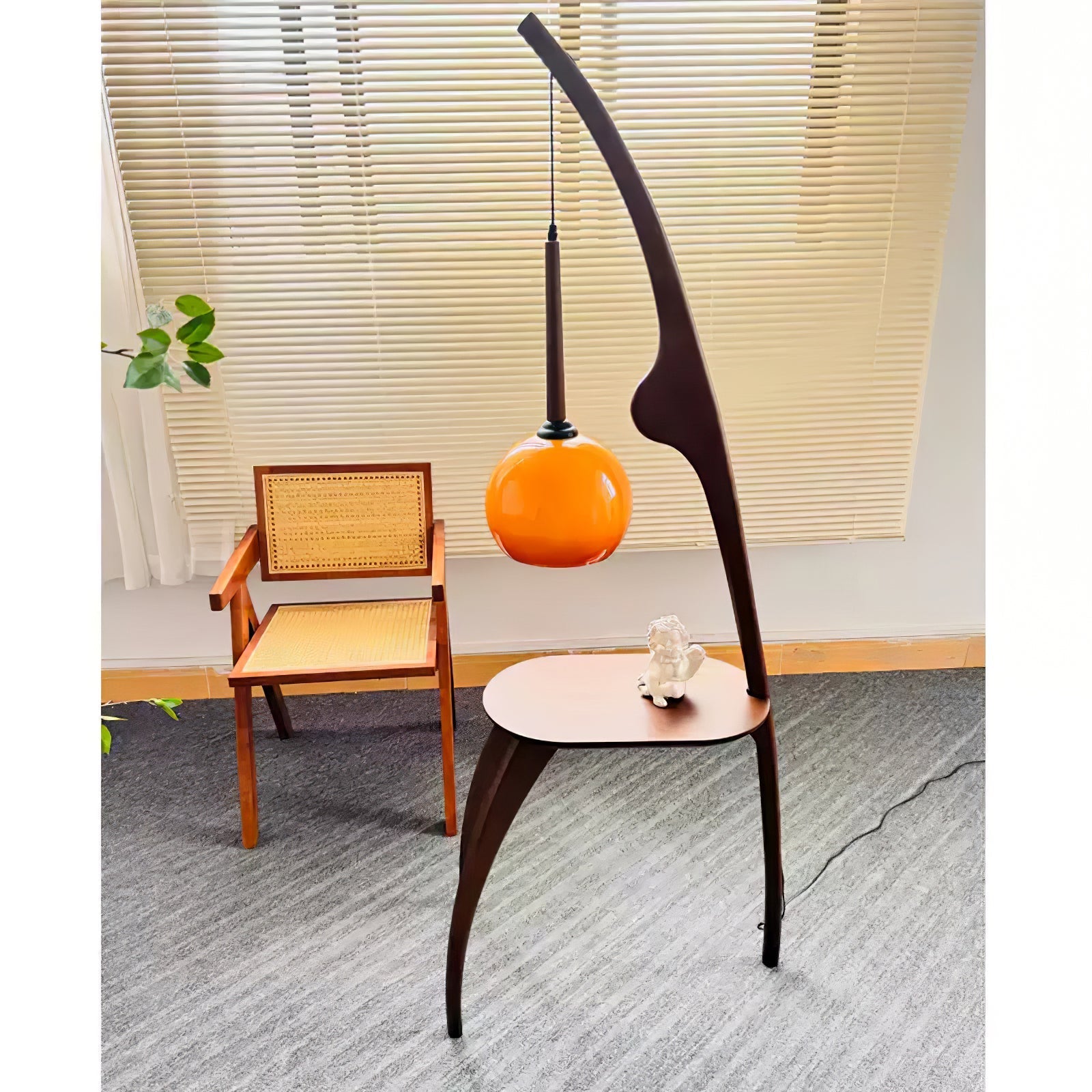 Lustra Curved Mantis Arm Floor Lamp - Letslighting
