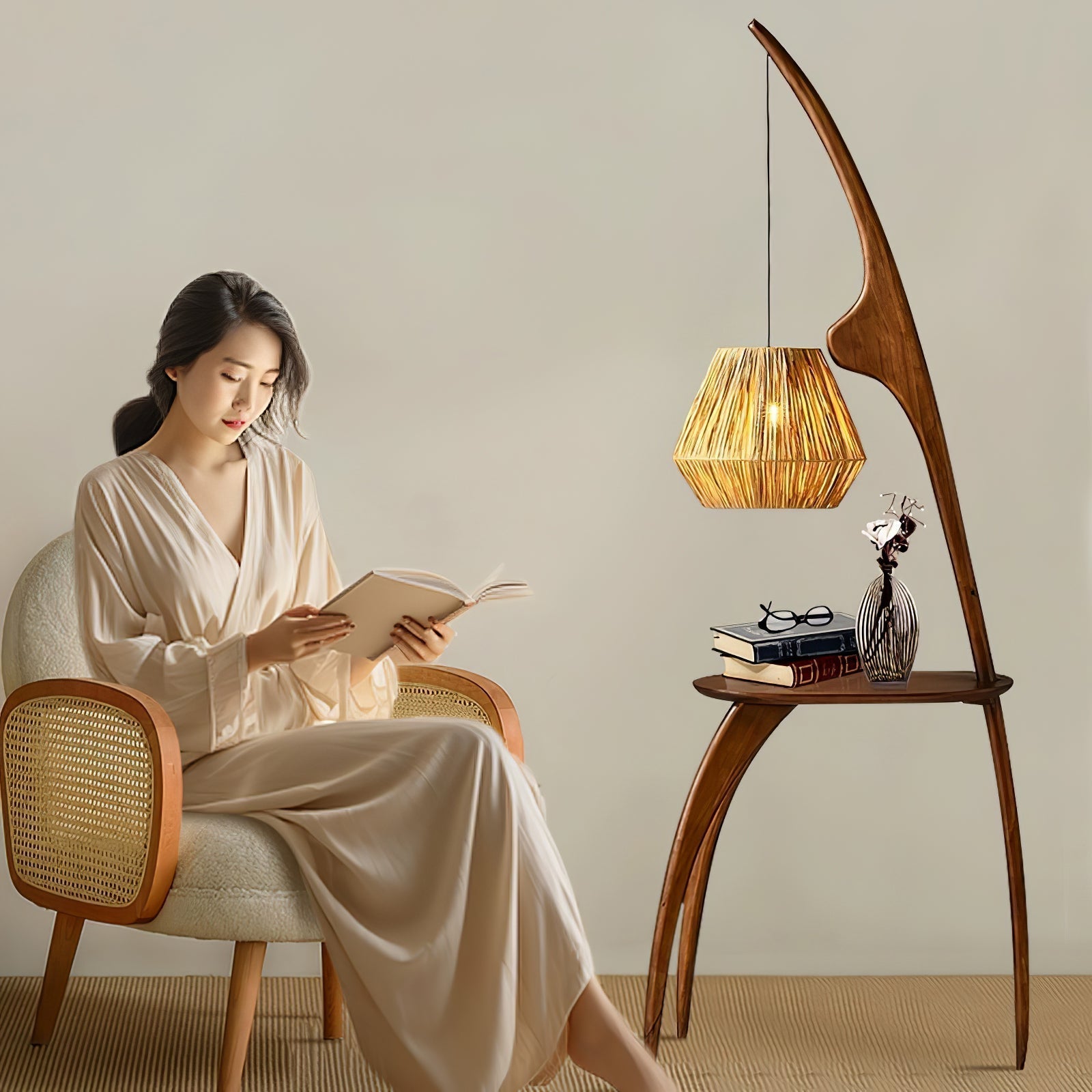 Lustra Curved Mantis Arm Floor Lamp - Letslighting