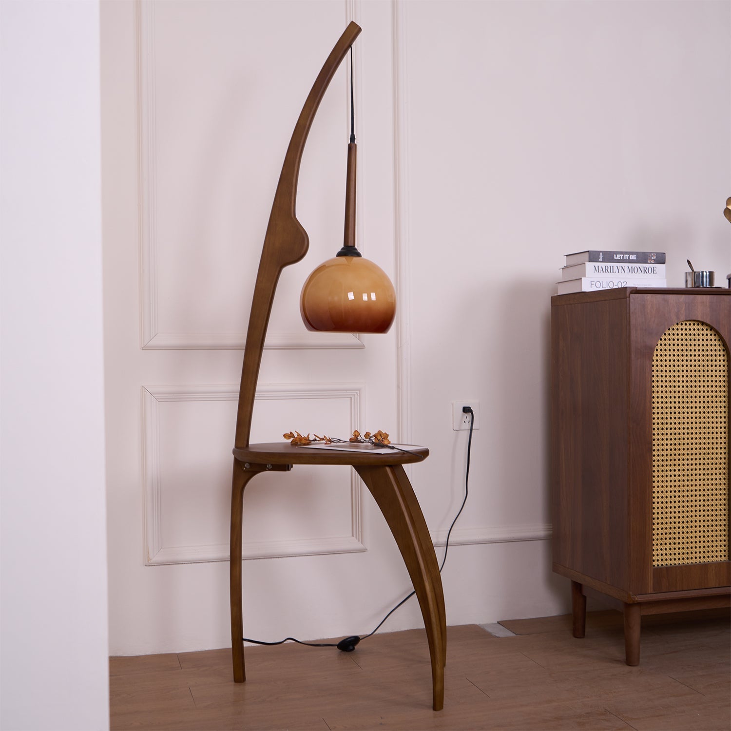 Lustra Curved Mantis Arm Floor Lamp - Letslighting