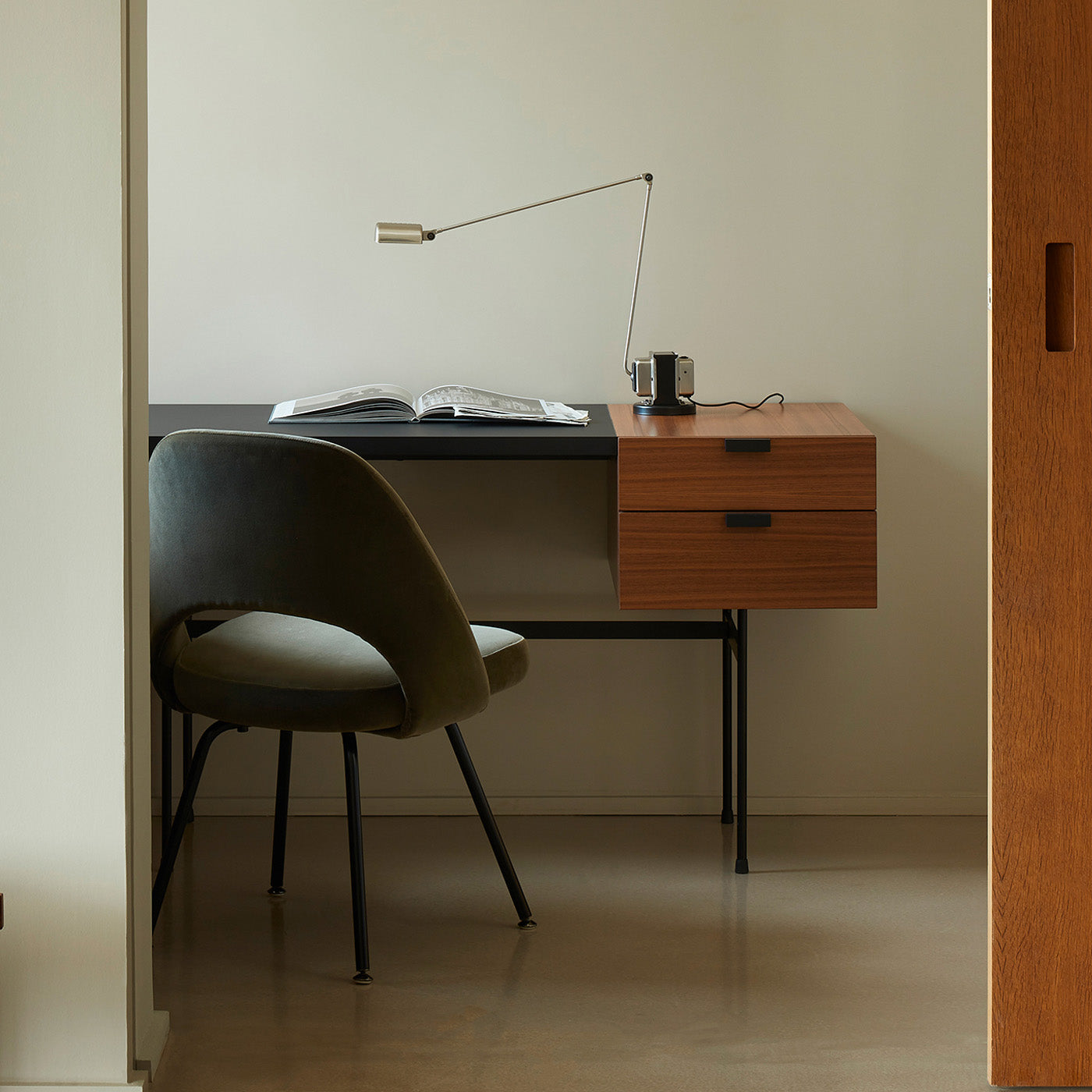 Elliot Minimalist Table Lamp - Letslighting