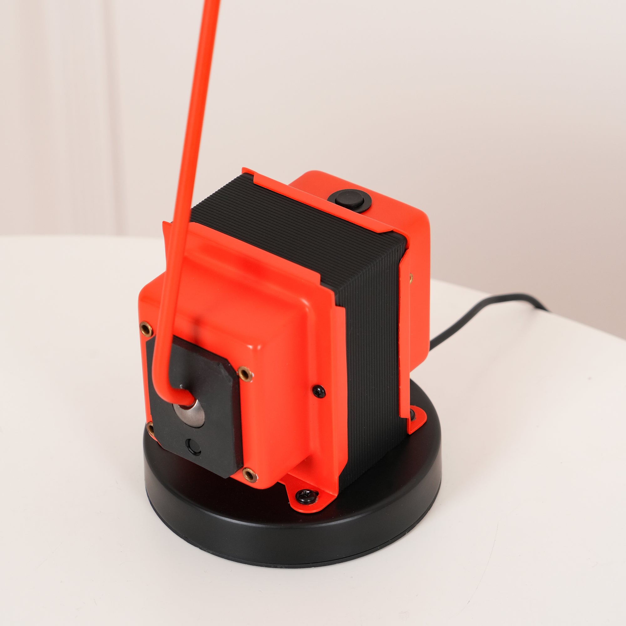 Elliot Minimalist Table Lamp - Letslighting