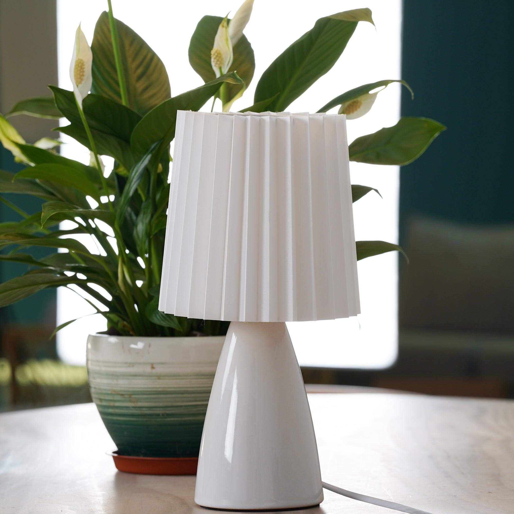 Solene Minimalist Fabric Table Lamp - Letslighting