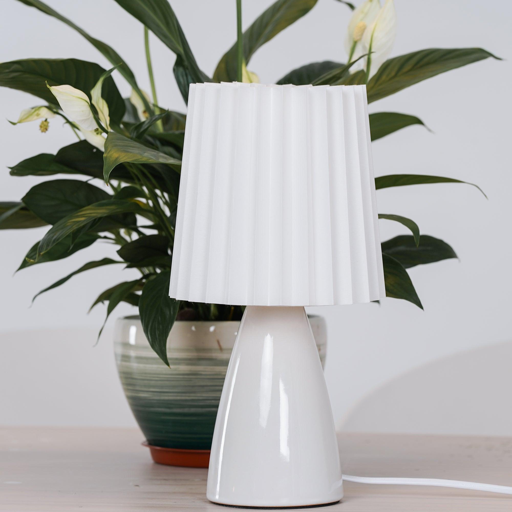 Solene Minimalist Fabric Table Lamp - Letslighting