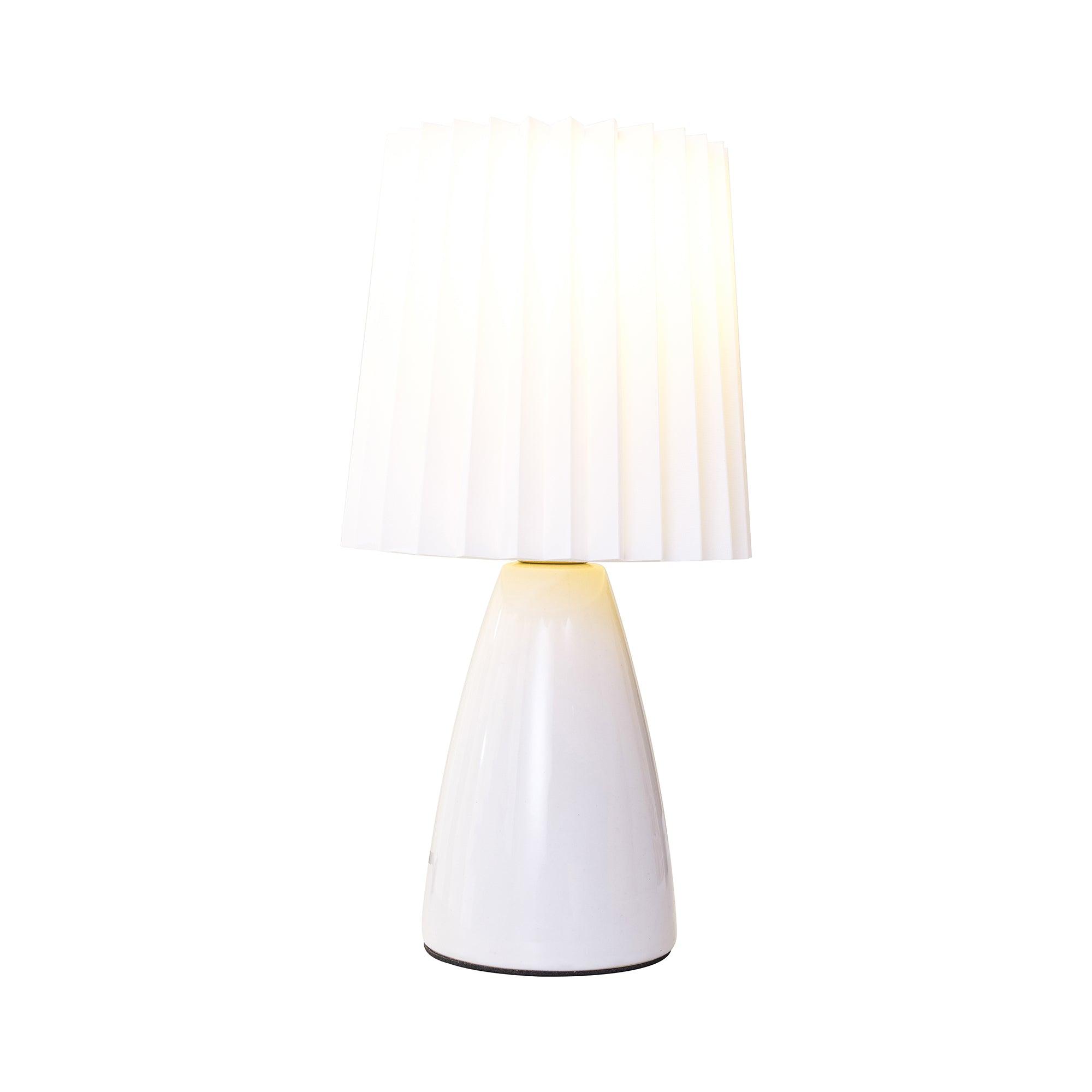 Solene Minimalist Fabric Table Lamp - Letslighting