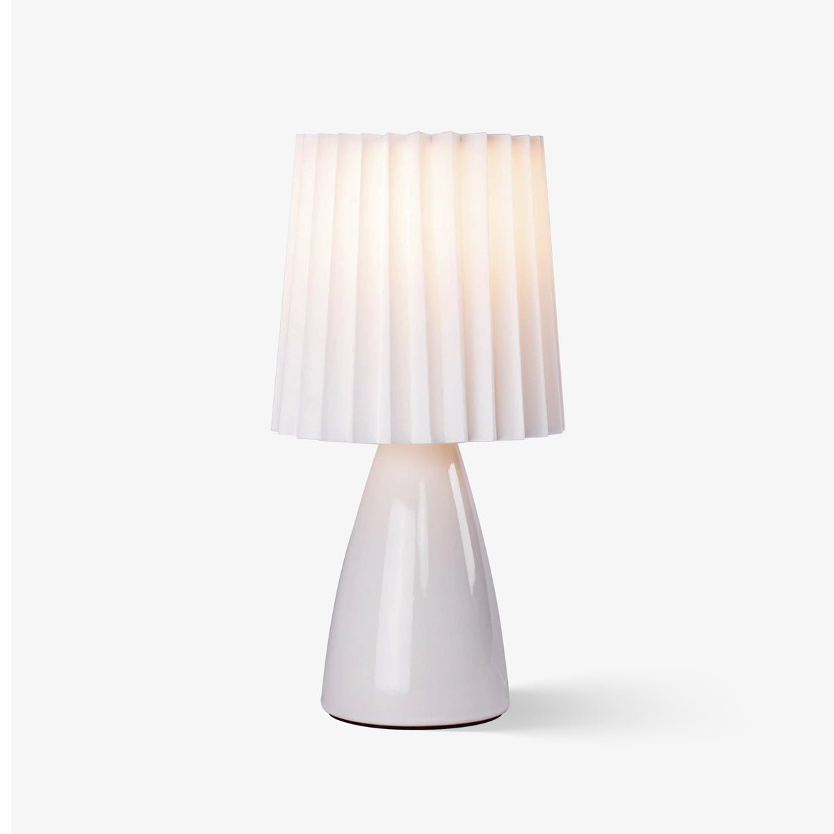 Solene Minimalist Fabric Table Lamp - Letslighting