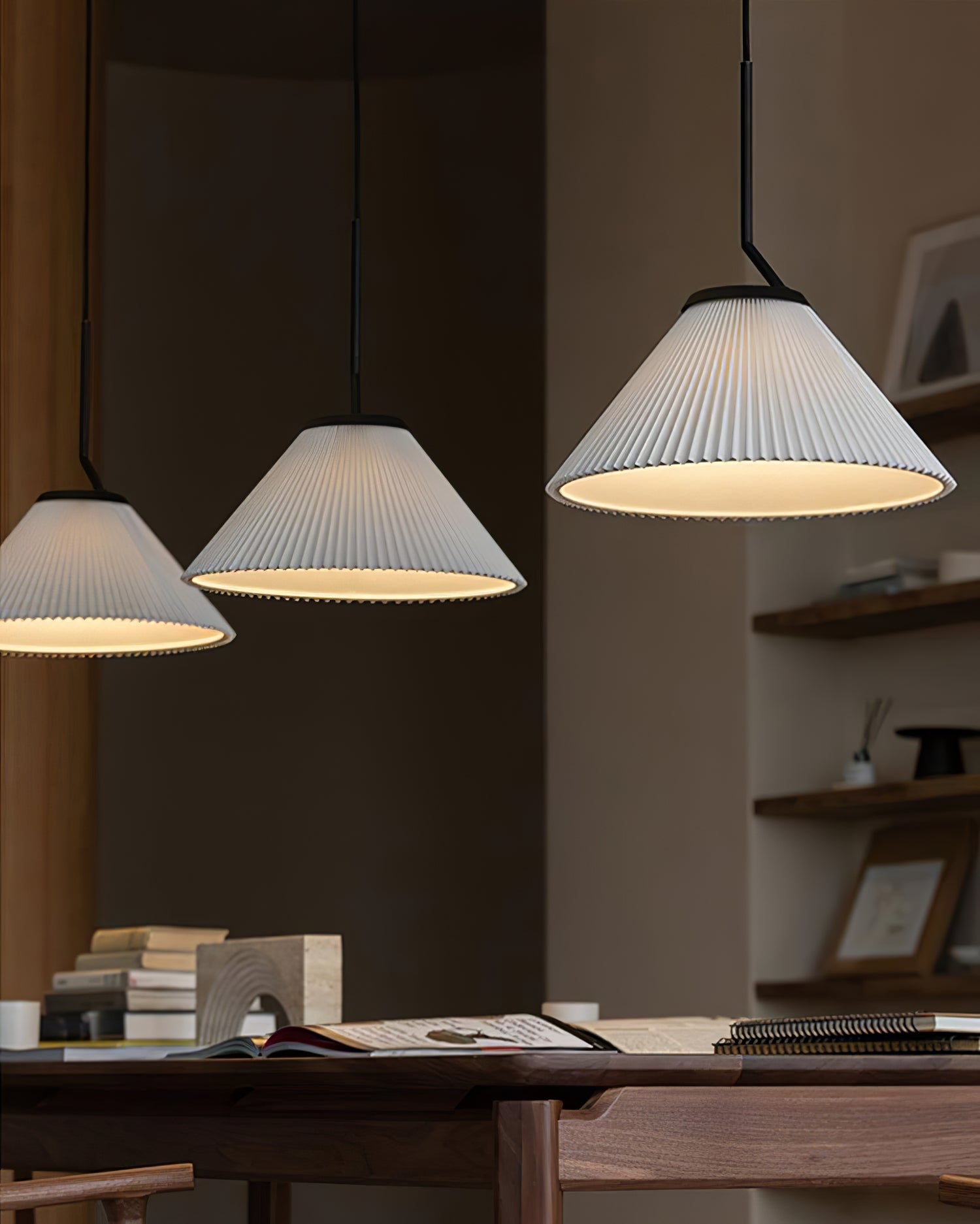 Knell Modern Minimalist Pleated Black Plastic Pendant Lamp - Letslighting
