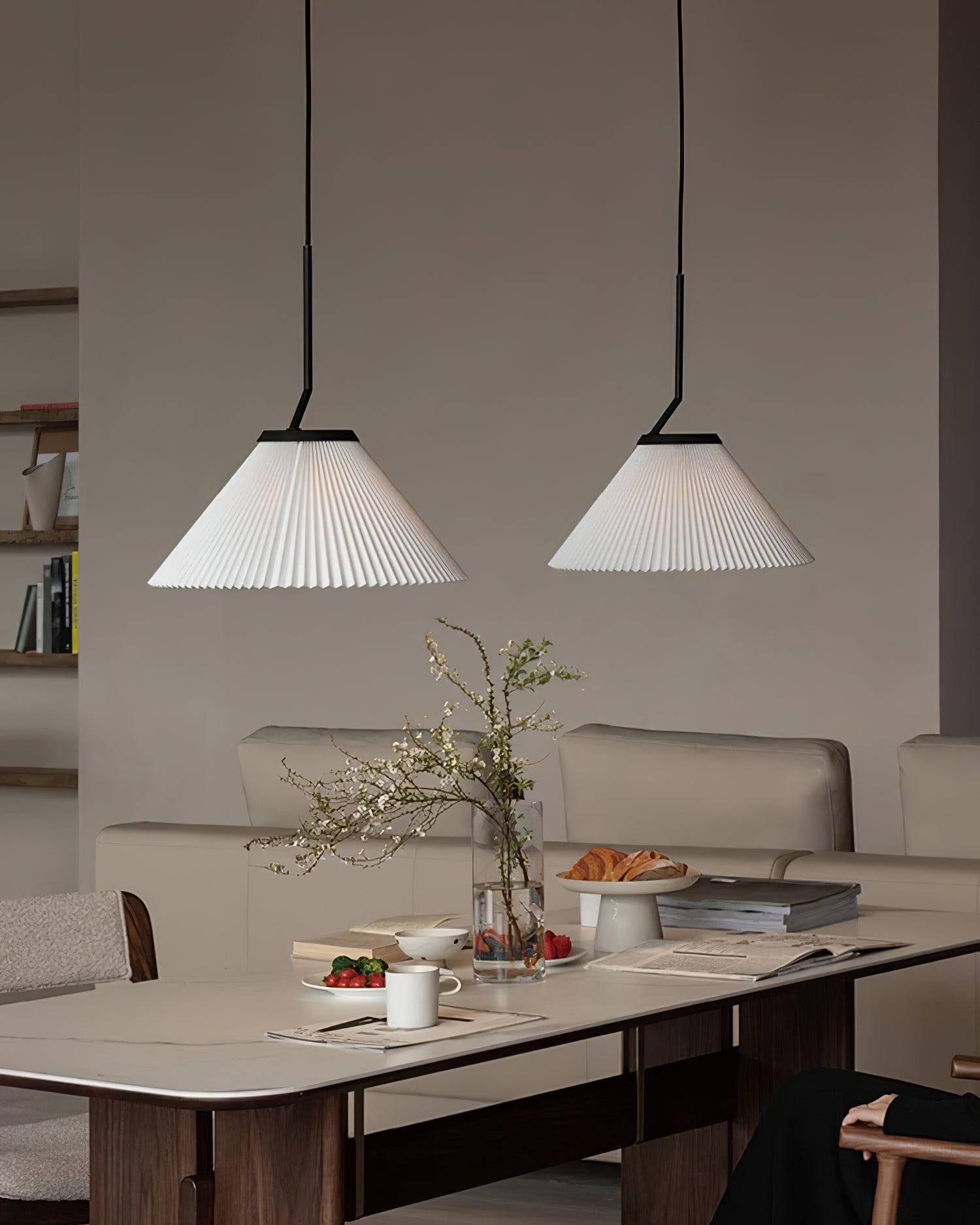 Knell Modern Minimalist Pleated Black Plastic Pendant Lamp - Letslighting