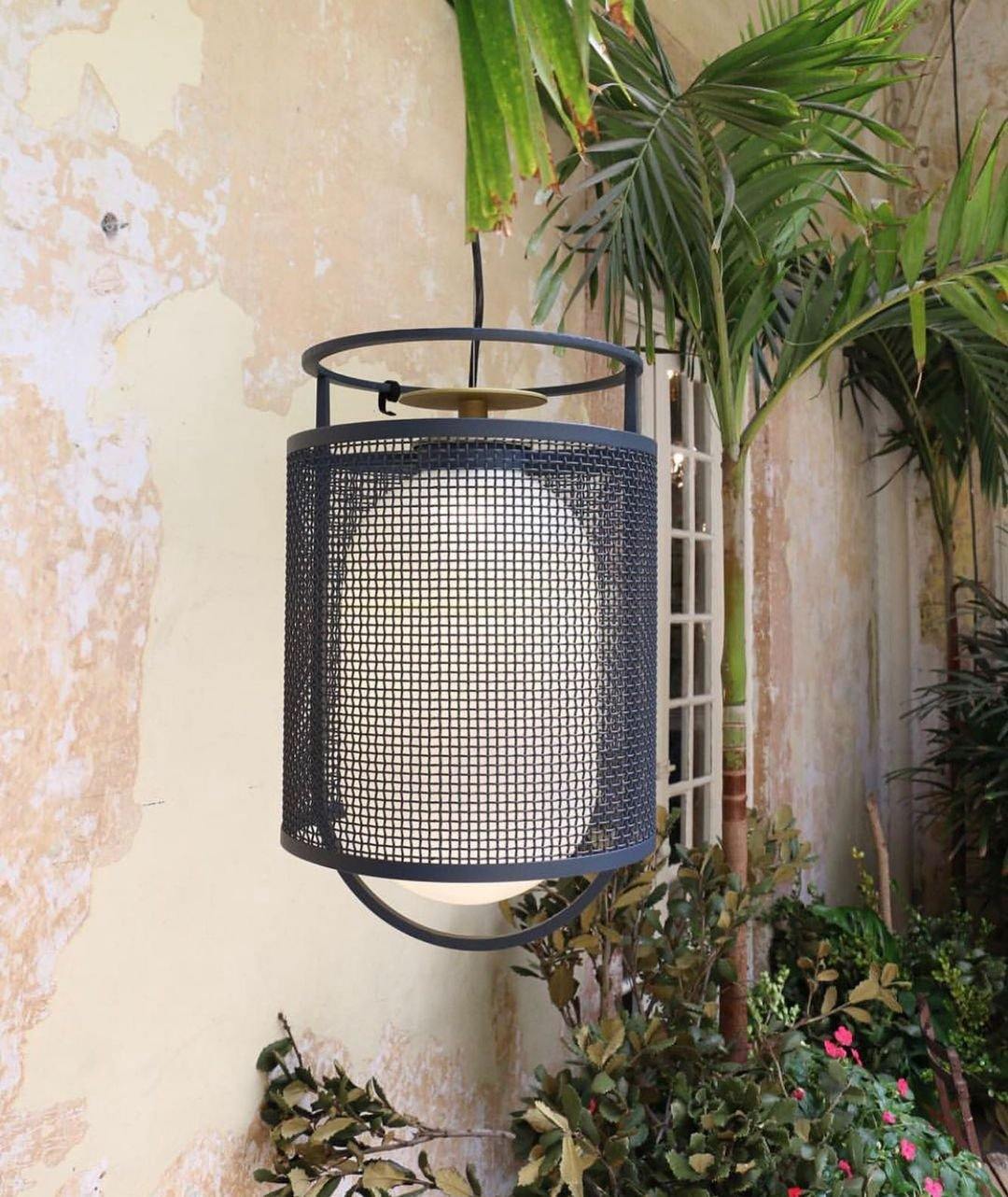 Solara Pendant Lamp Mesh Cylinder Brass Accent Industrial - Letslighting