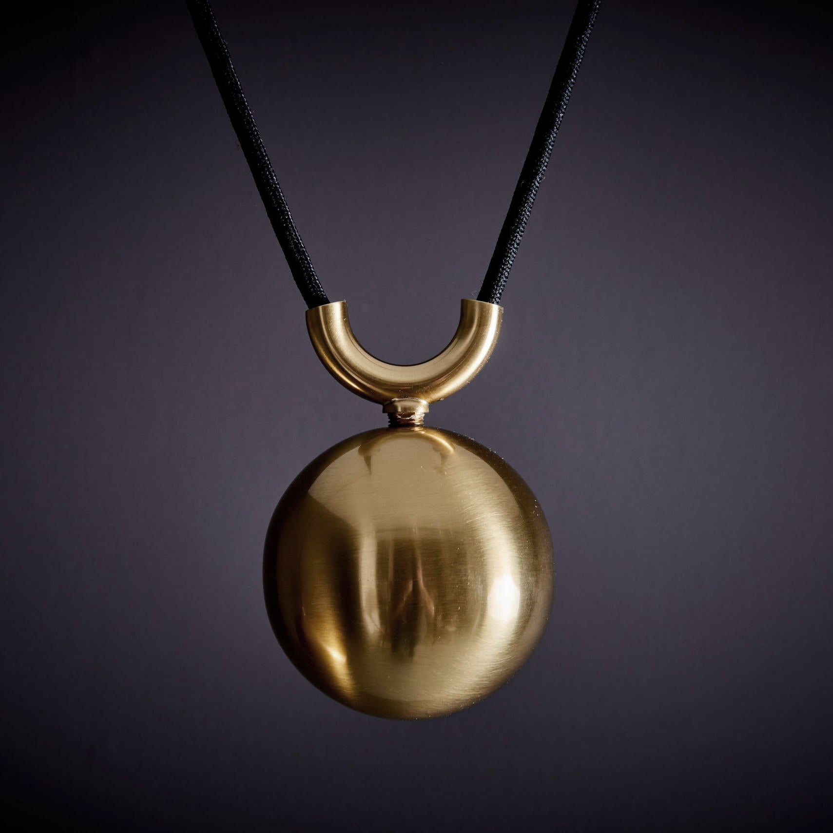 Omen Modern Minimalist Dome Balance Brass Pendant Lamp - Letslighting