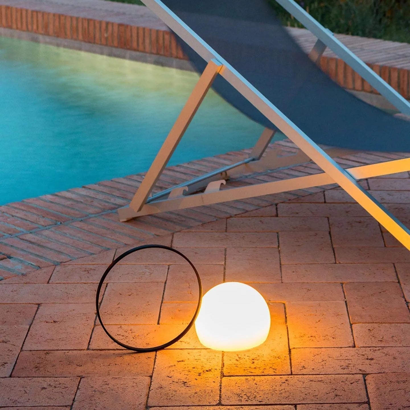 Cooper Minimalist Table Lamp - Letslighting