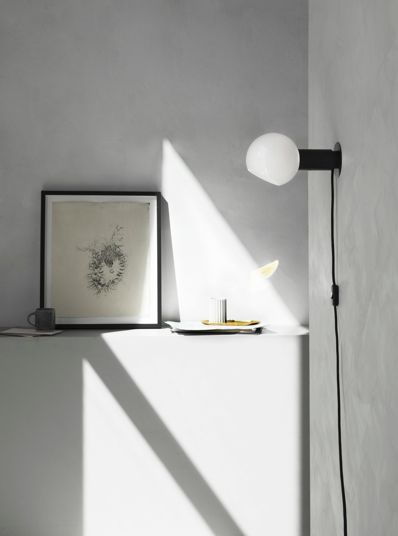 Sole Modern Minimalist Sphere Brass Glass Wall Lamp - Letslighting