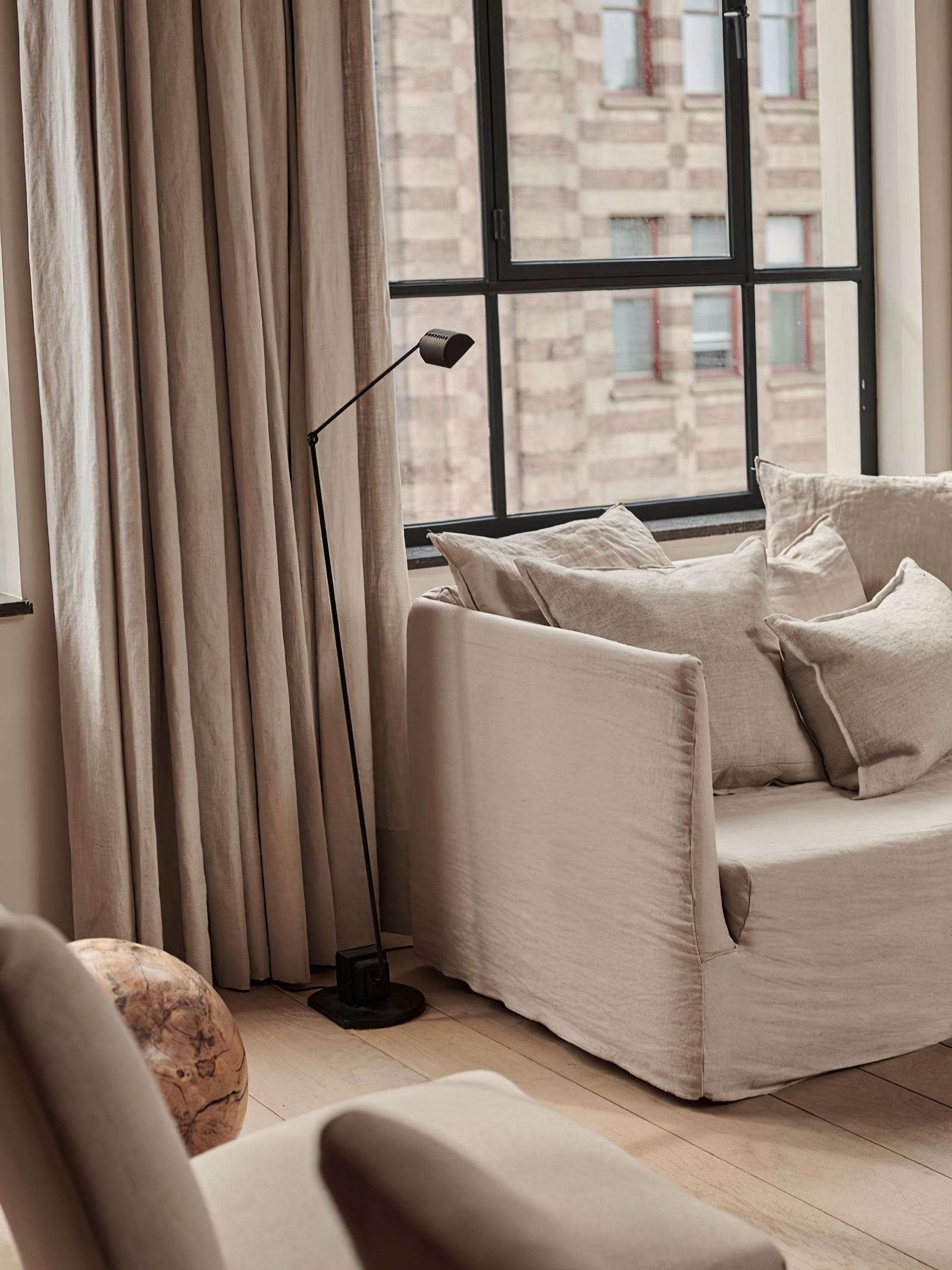 Nerilux Adjustable Floor Lamp - Letslighting