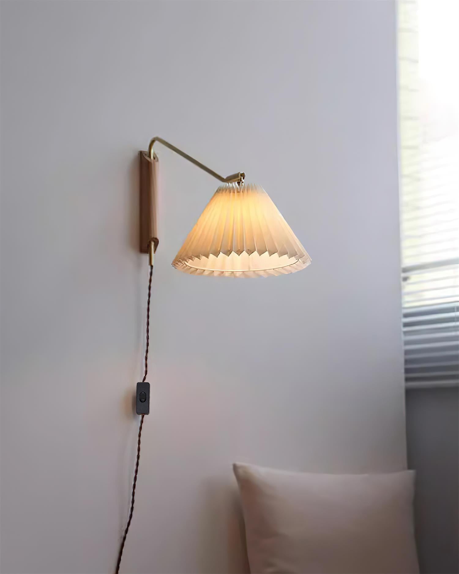Feyora Pleated Fabric Wall Lamp - Letslighting