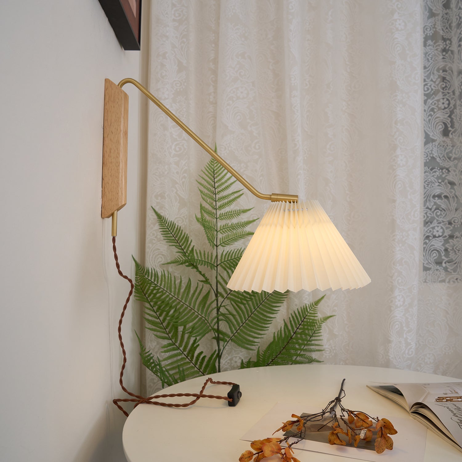Feyora Pleated Fabric Wall Lamp - Letslighting