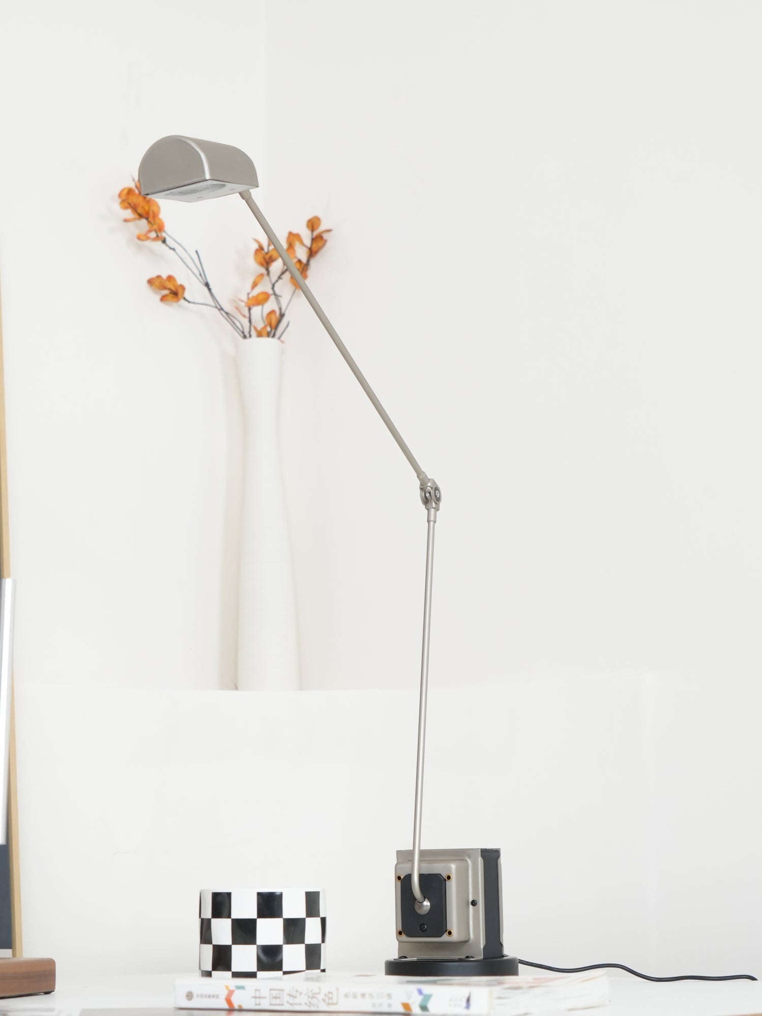 Elliot Minimalist Table Lamp - Letslighting