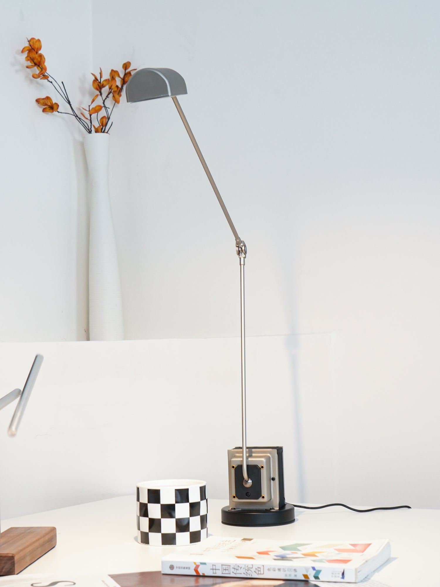 Elliot Minimalist Table Lamp - Letslighting