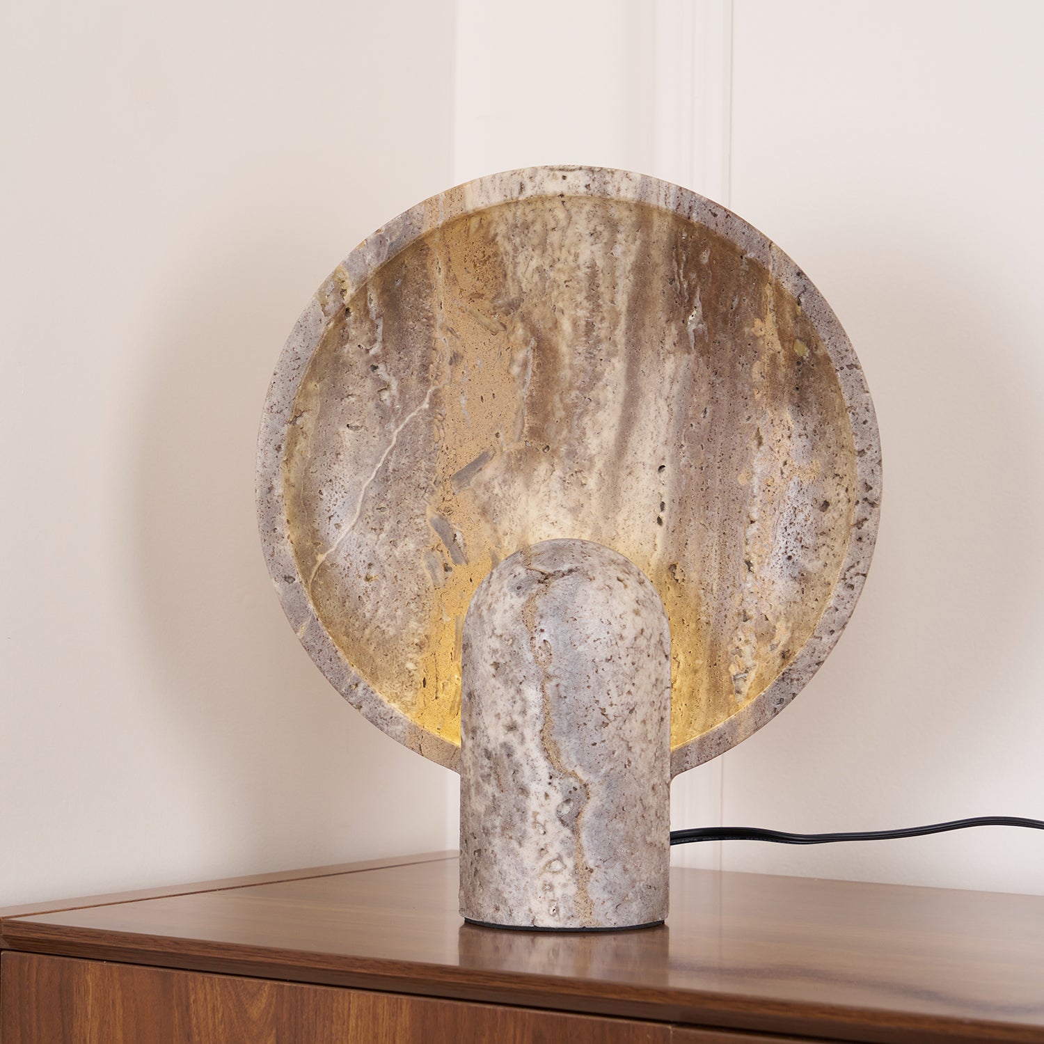 Cavenyra Saucer-Base Travertine Table Lamp - Letslighting