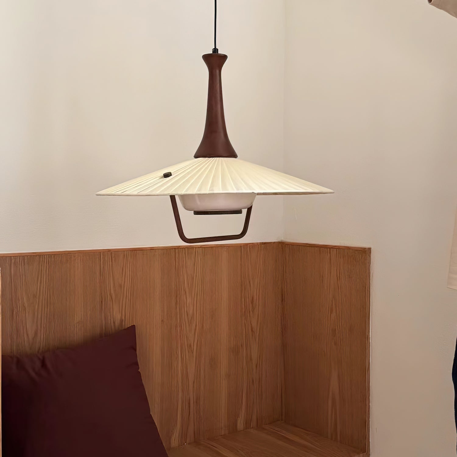 Mydorisra Traditional Classic Fabric Wood Pendant Lamp - Letslighting