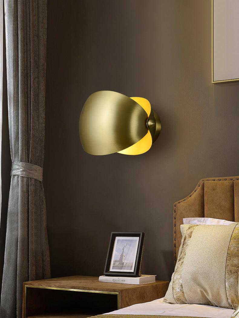 Luno Elegant Brass Wall Lamp - Letslighting