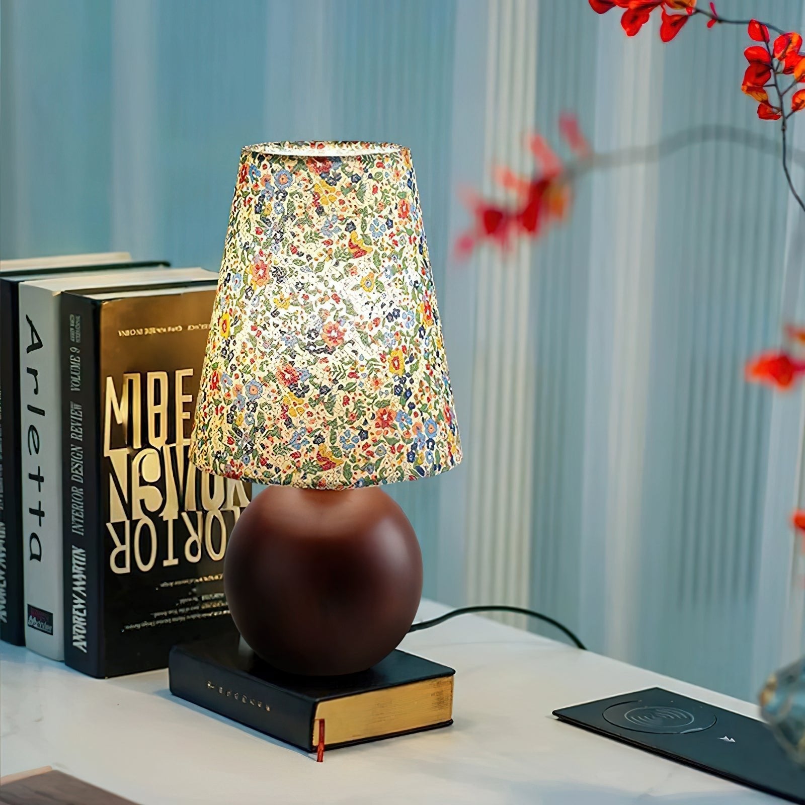 Flora Vintage Wood Table Lamp - Letslighting
