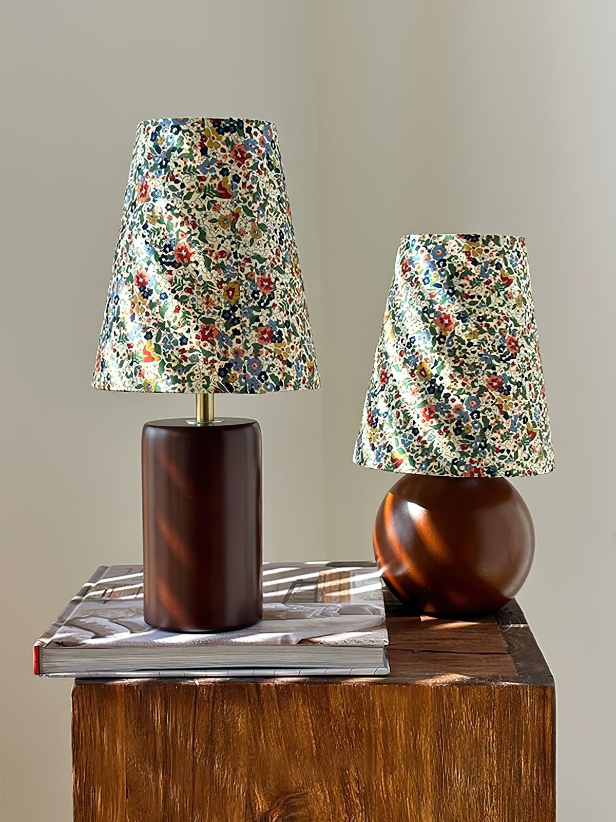 Flora Vintage Wood Table Lamp - Letslighting