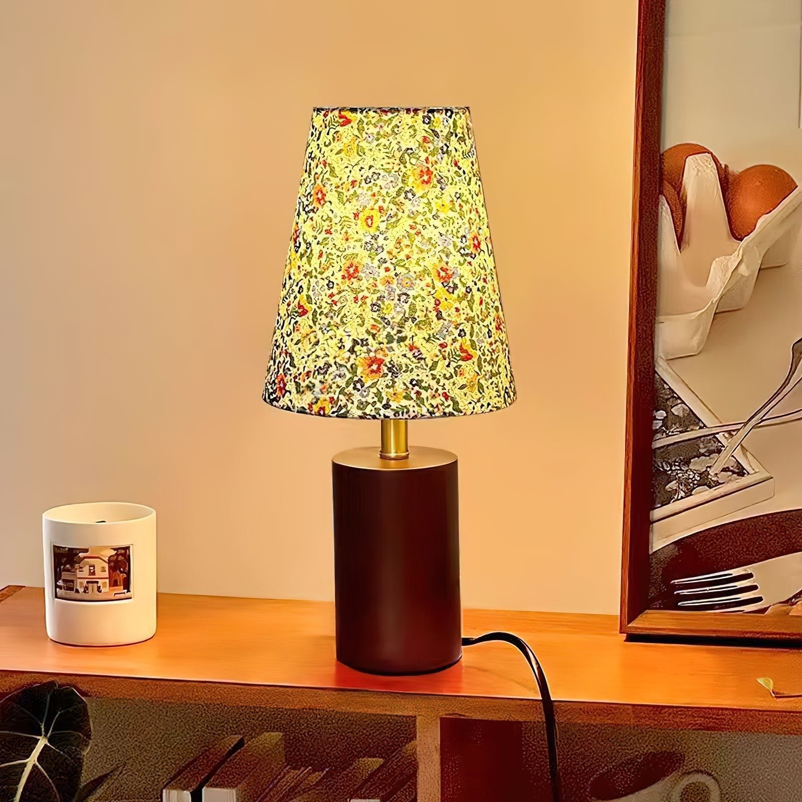 Flora Vintage Wood Table Lamp - Letslighting