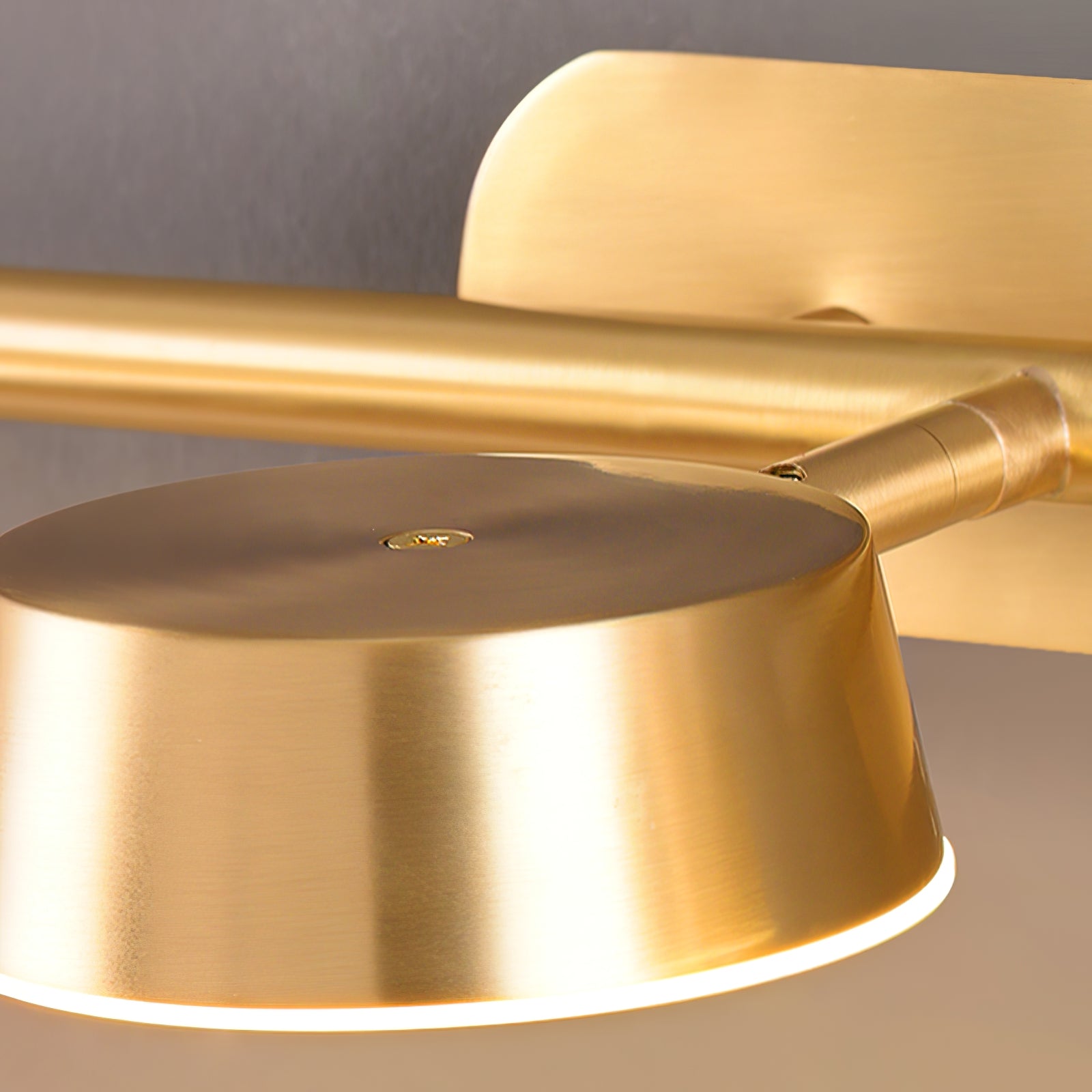 Edward Premium Elegance Vanity Brass Wall Light - Letslighting