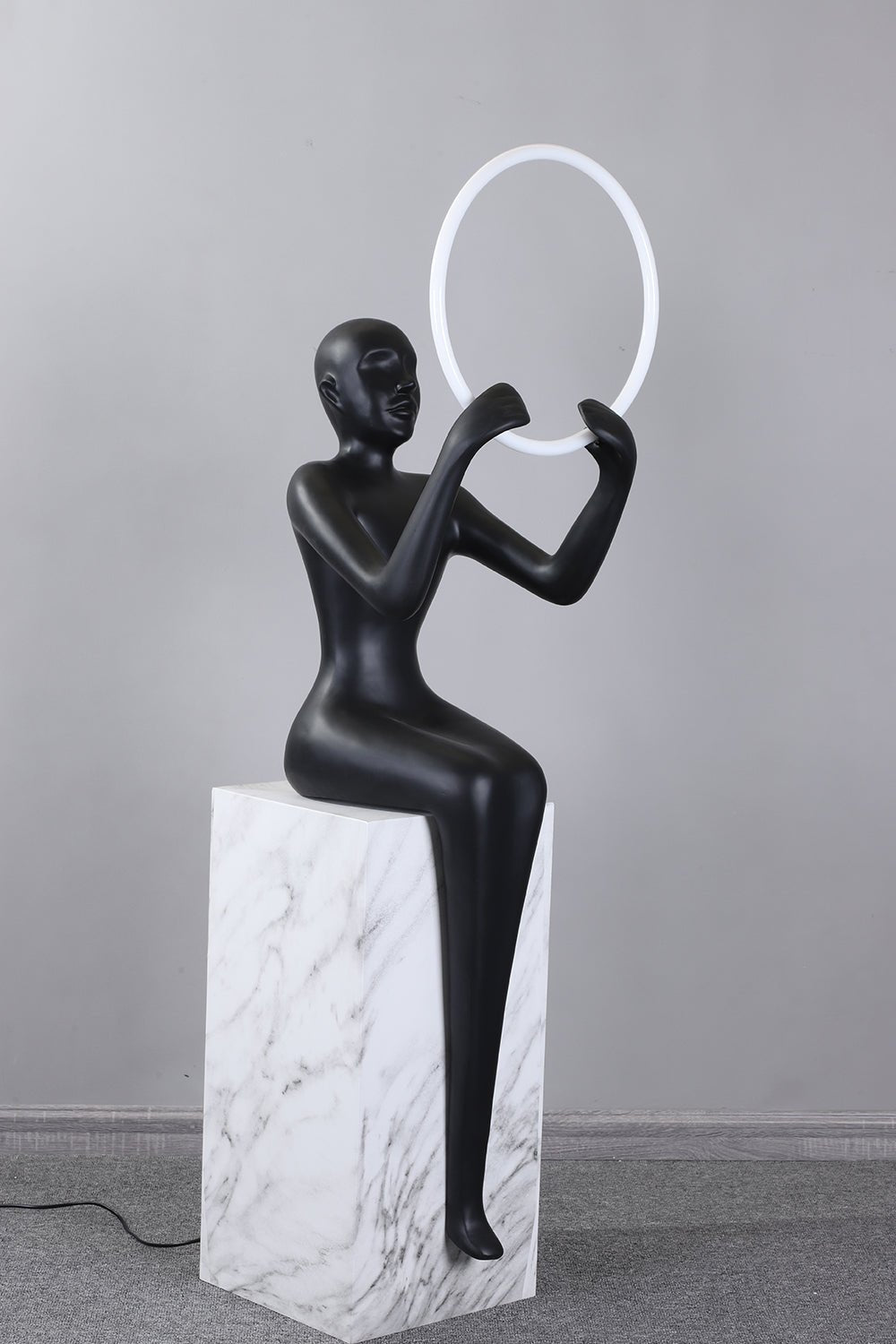 Elsilisra Sculptural Black Floor Lamp - Letslighting