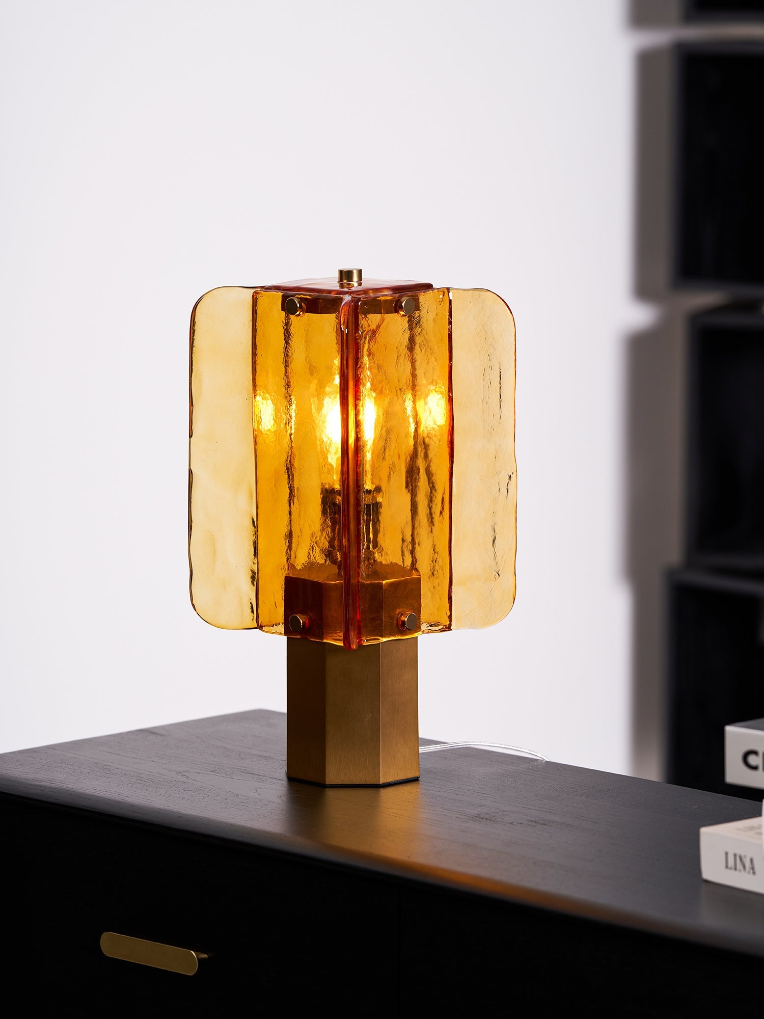 Aurelia Glass Table Lamp - Letslighting