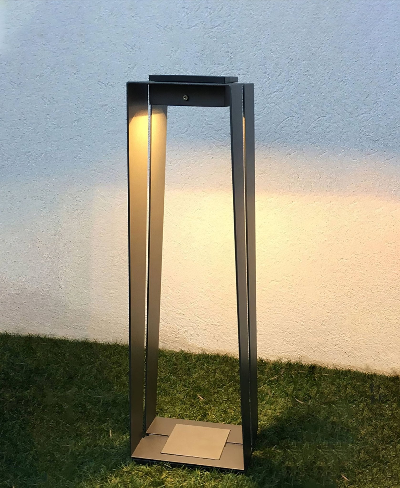 Elira Solar Outdoor Bollard Light - Letslighting