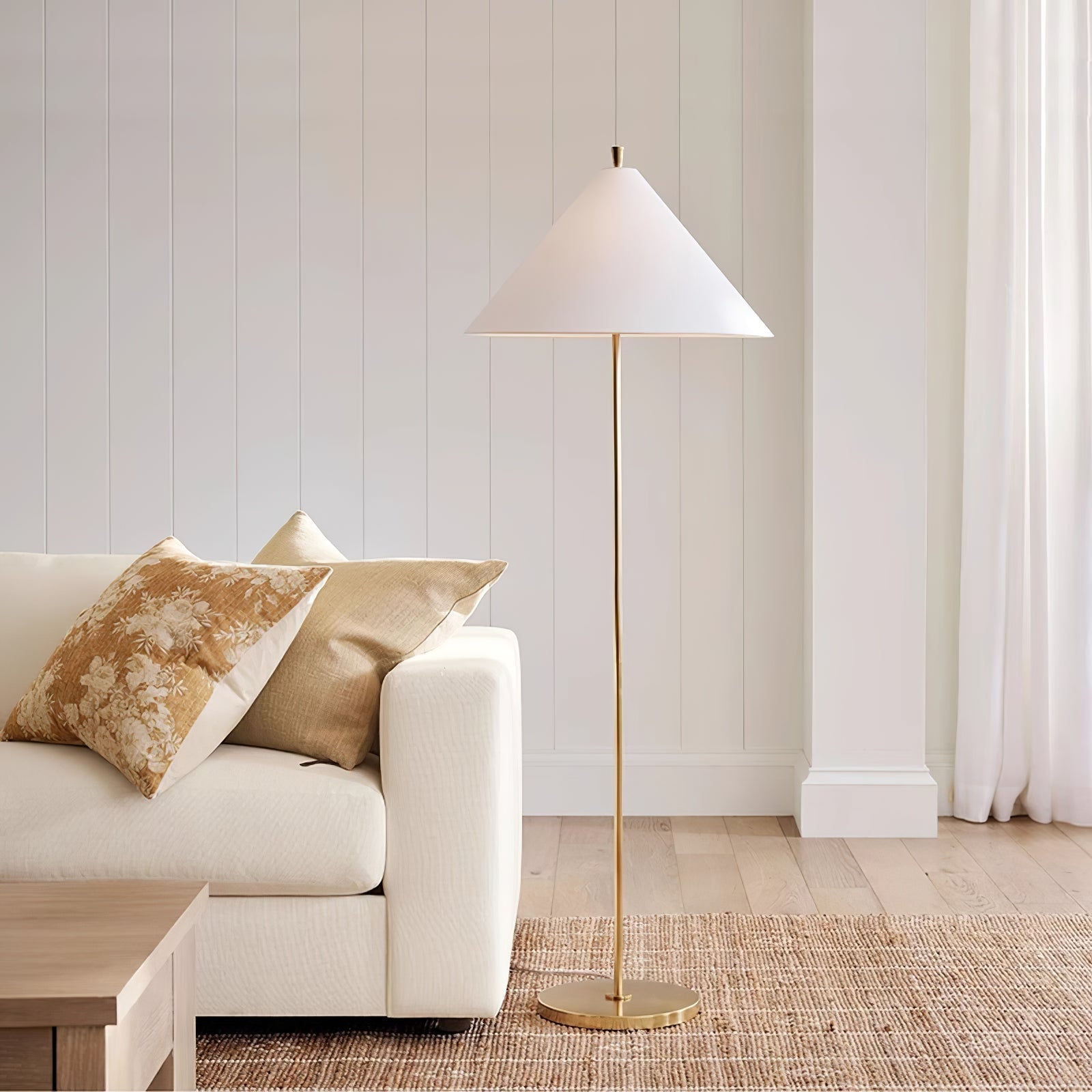 Ersilil Minimalist Brass Floor Lamp - Letslighting