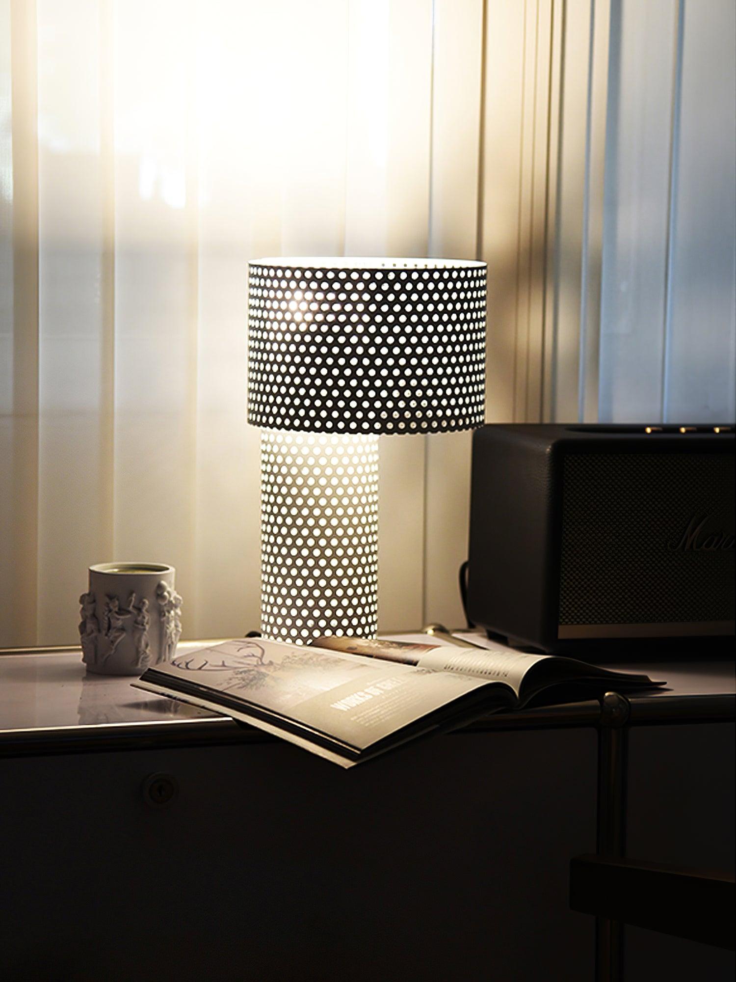 Ilsolyra Table Lamp - Letslighting