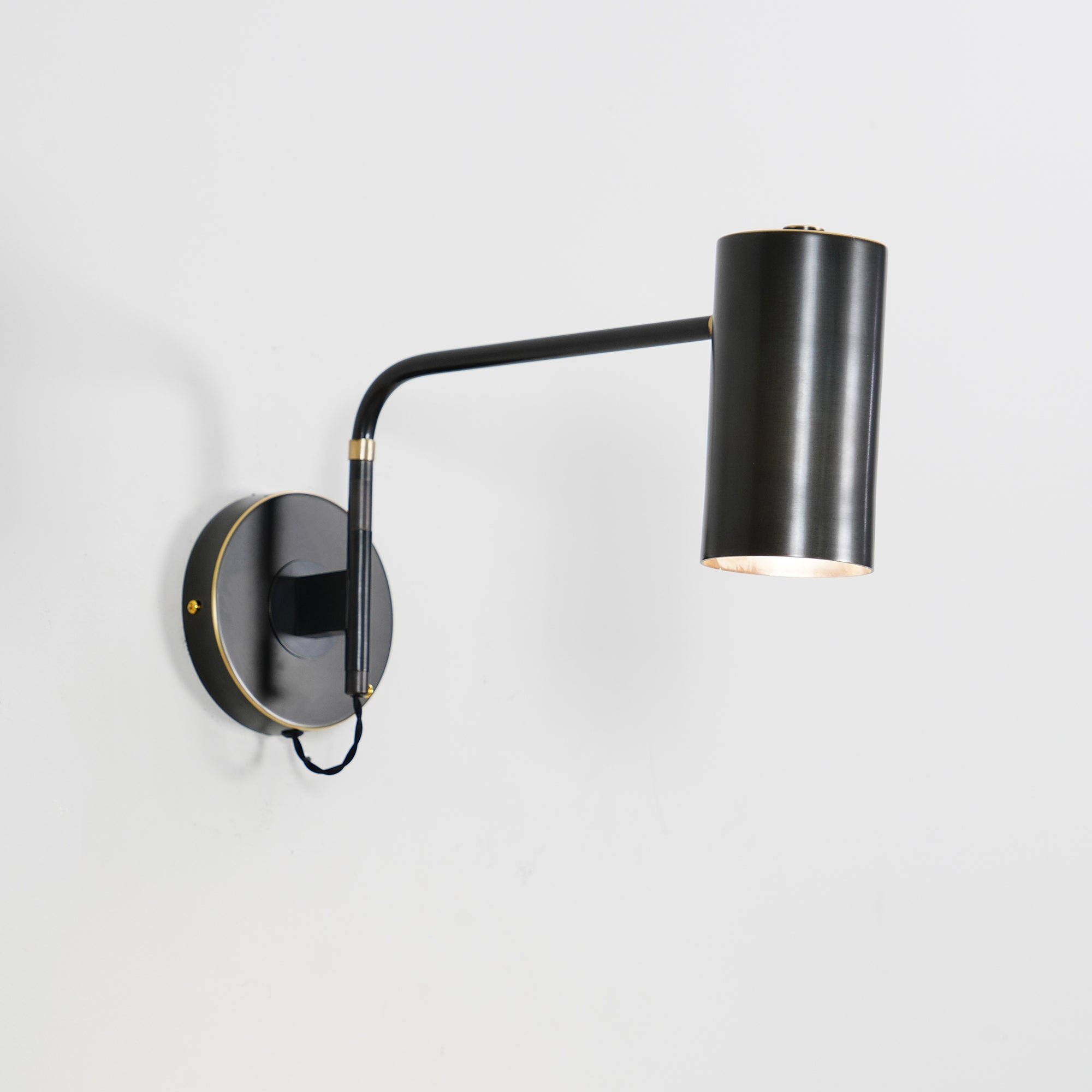 Zarase Steel Industrial Wall Lamp - Letslighting