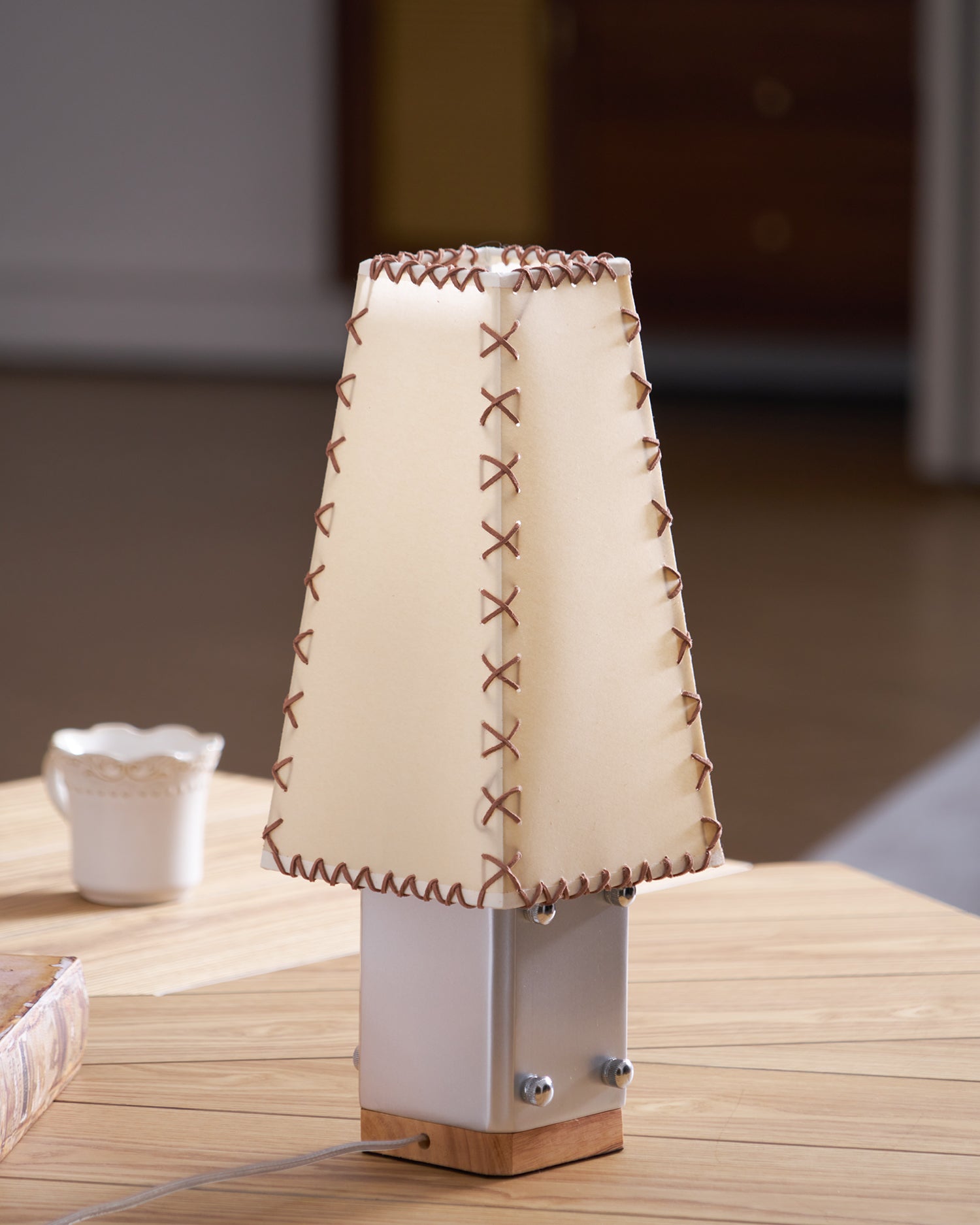 Estela Table Lamp - Letslighting