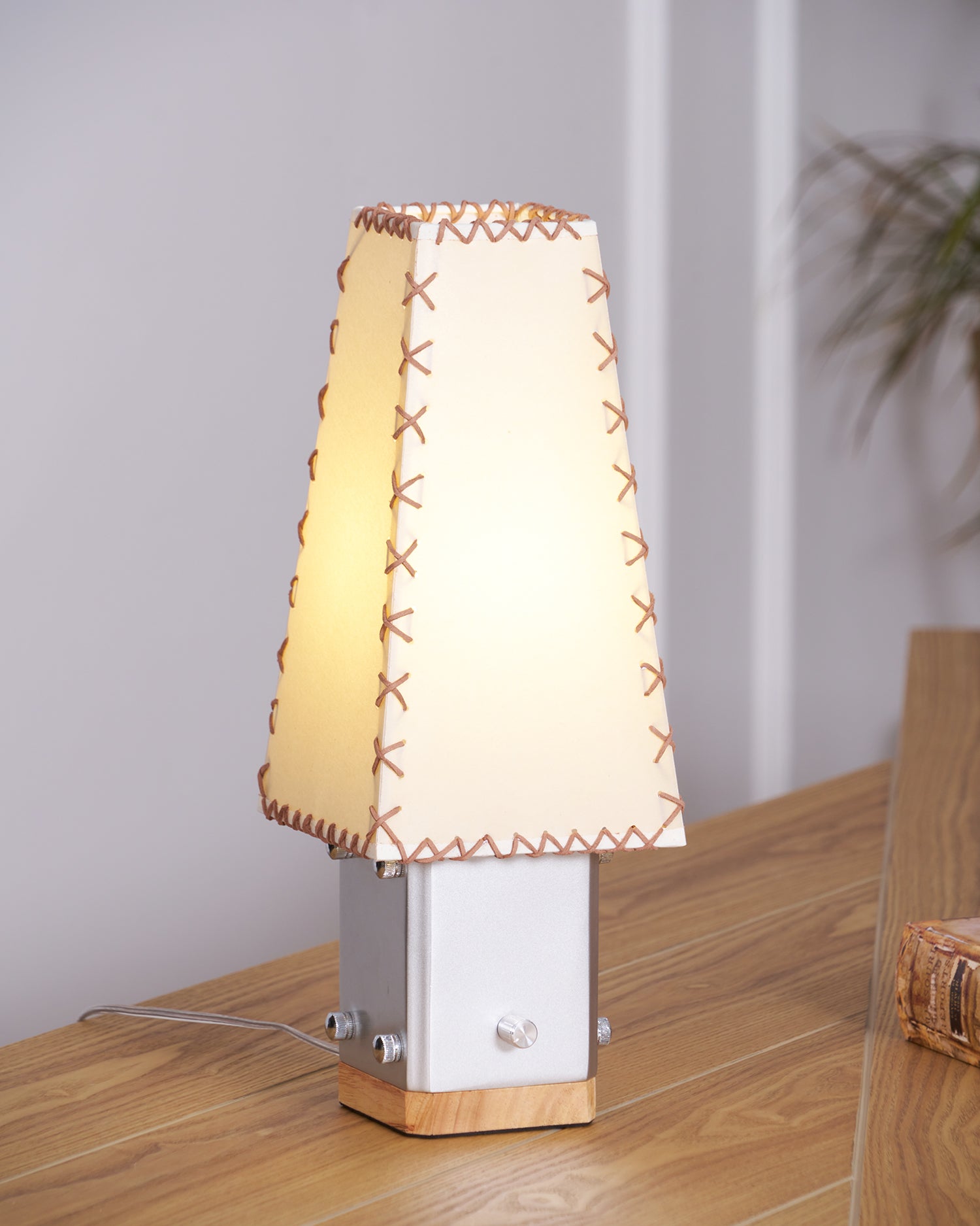 Estela Table Lamp - Letslighting
