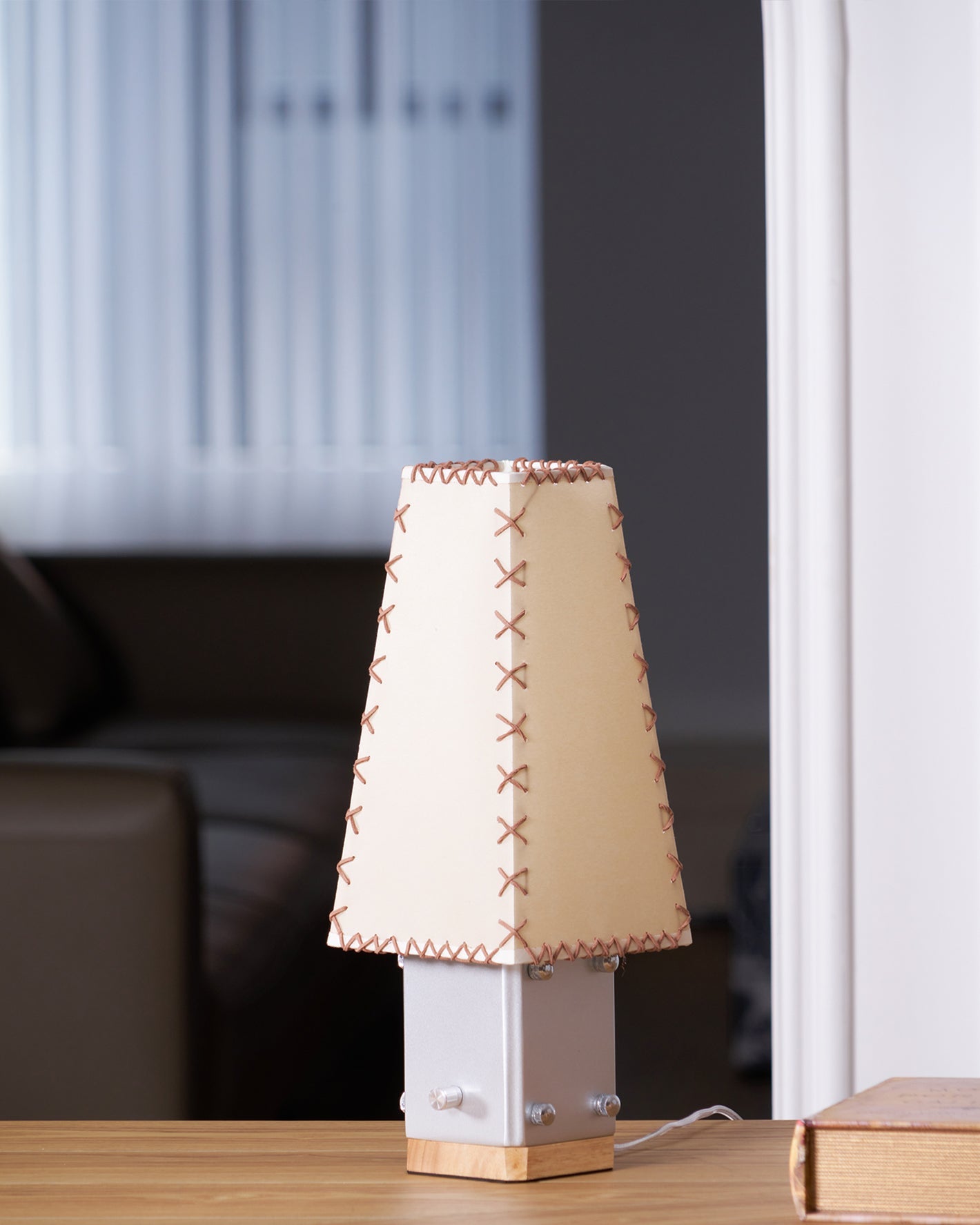 Estela Table Lamp - Letslighting