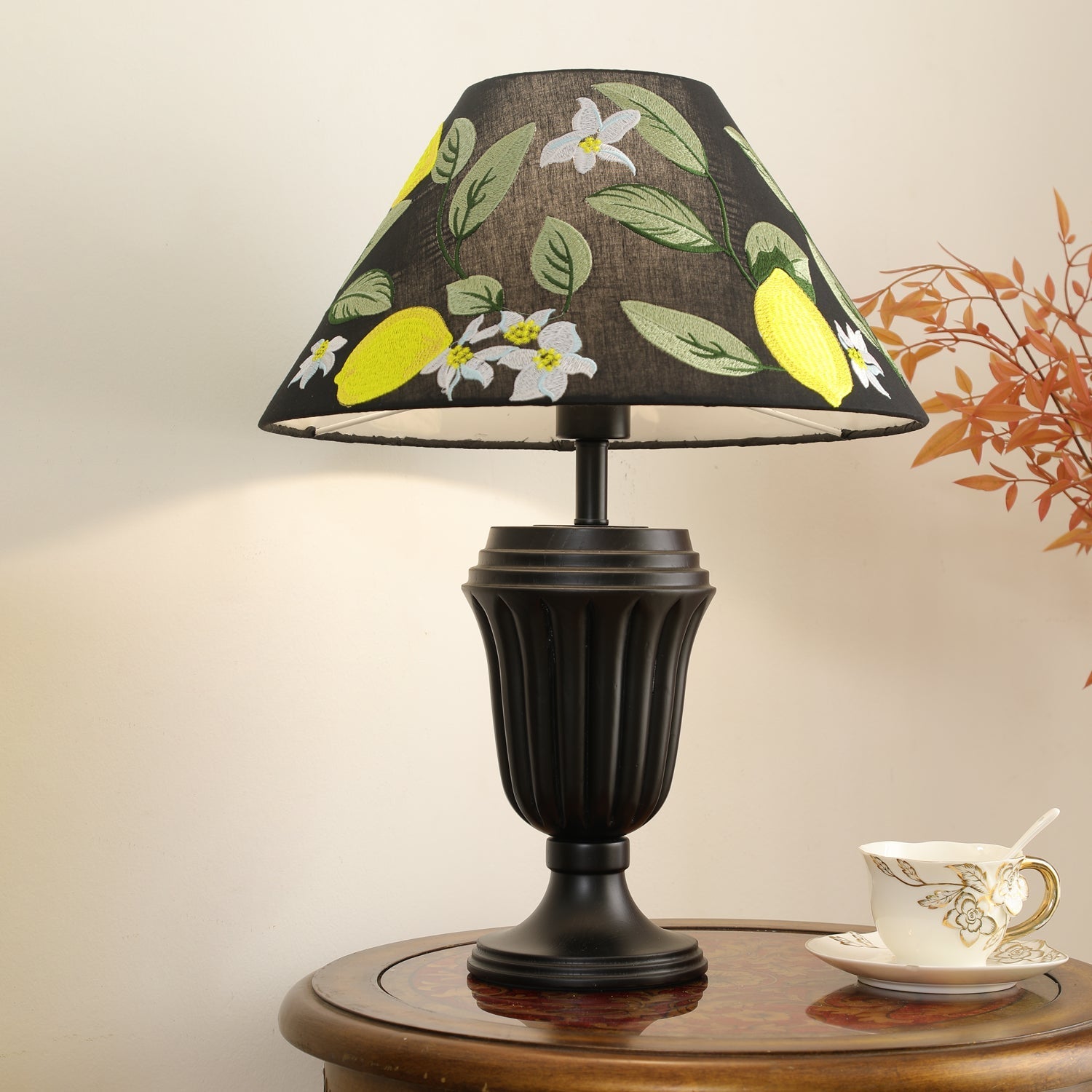 Orione Wood & Fabric Table Lamp - Letslighting