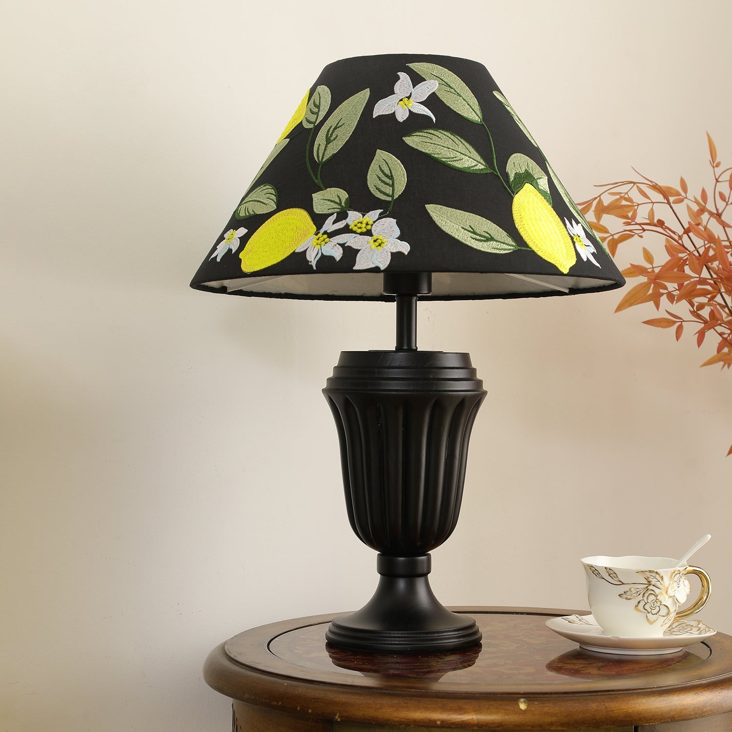 Orione Wood & Fabric Table Lamp - Letslighting