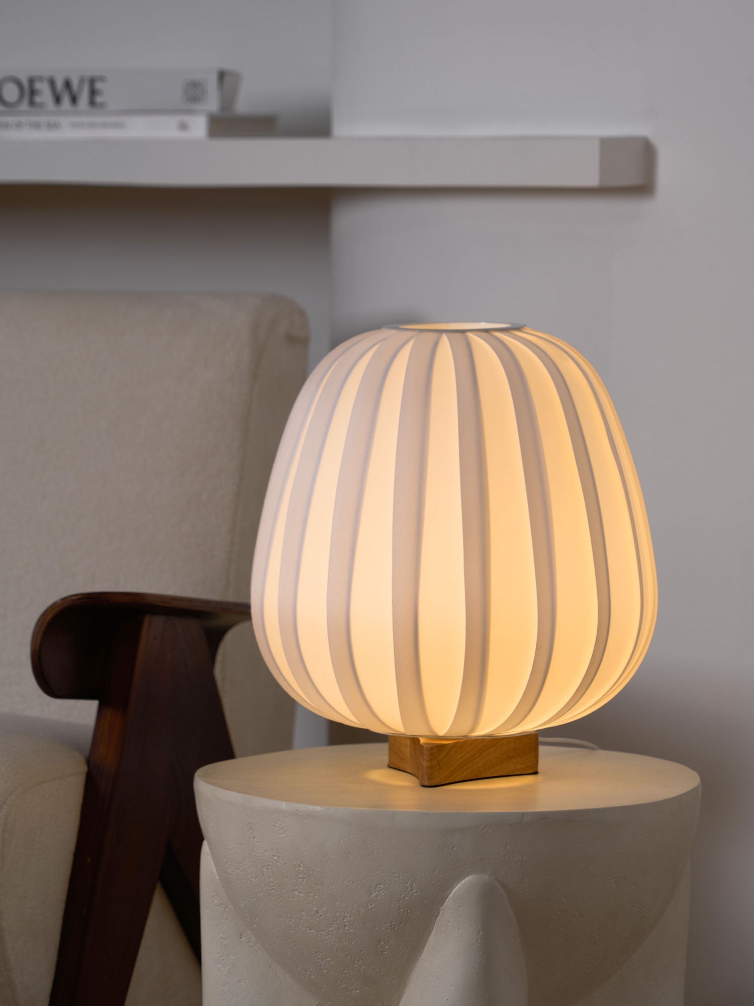 Fabric Minimalist Table Lamp - Blowlighting