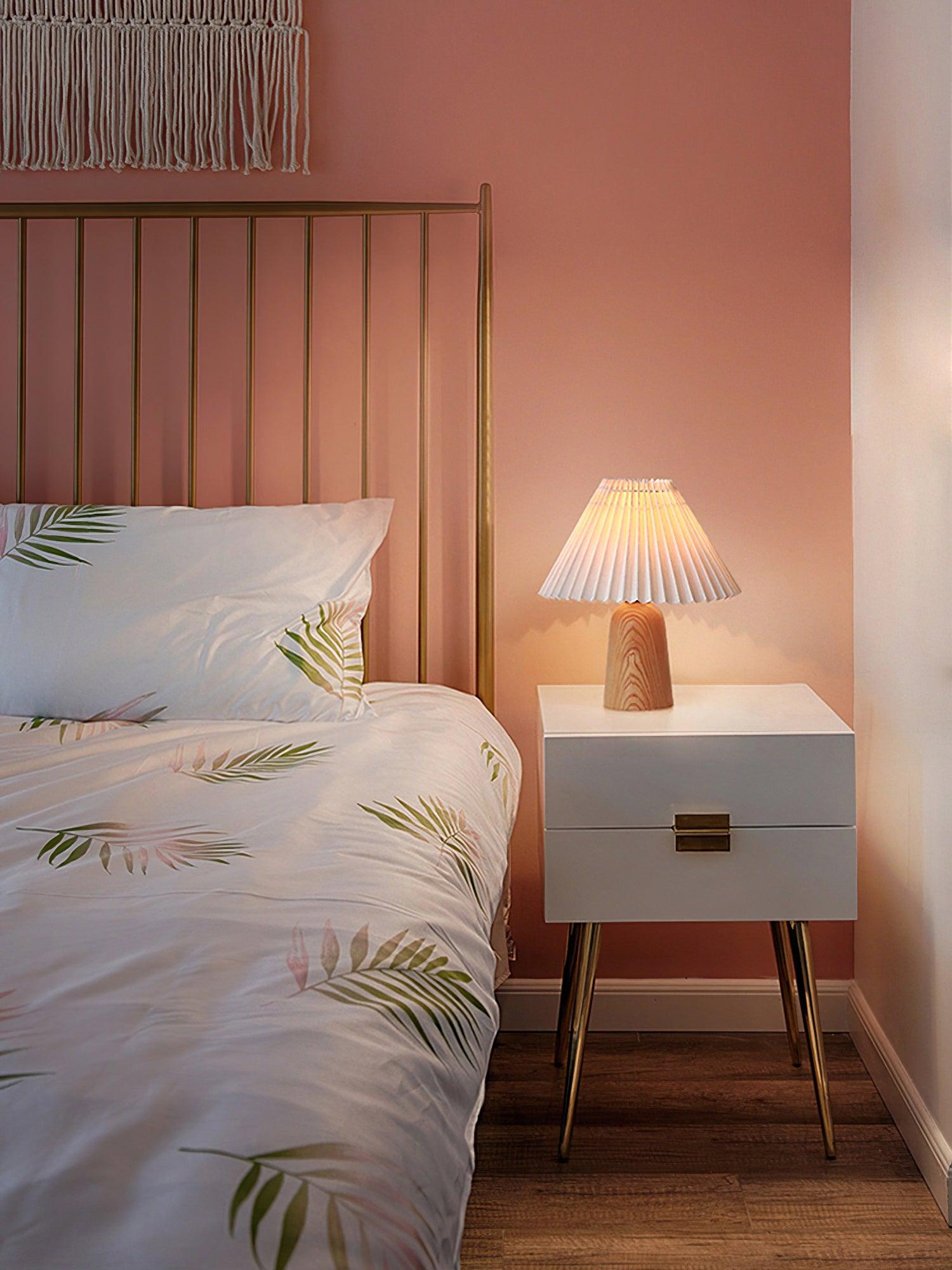 Martha Minimalist Wood Table Lamp - Letslighting